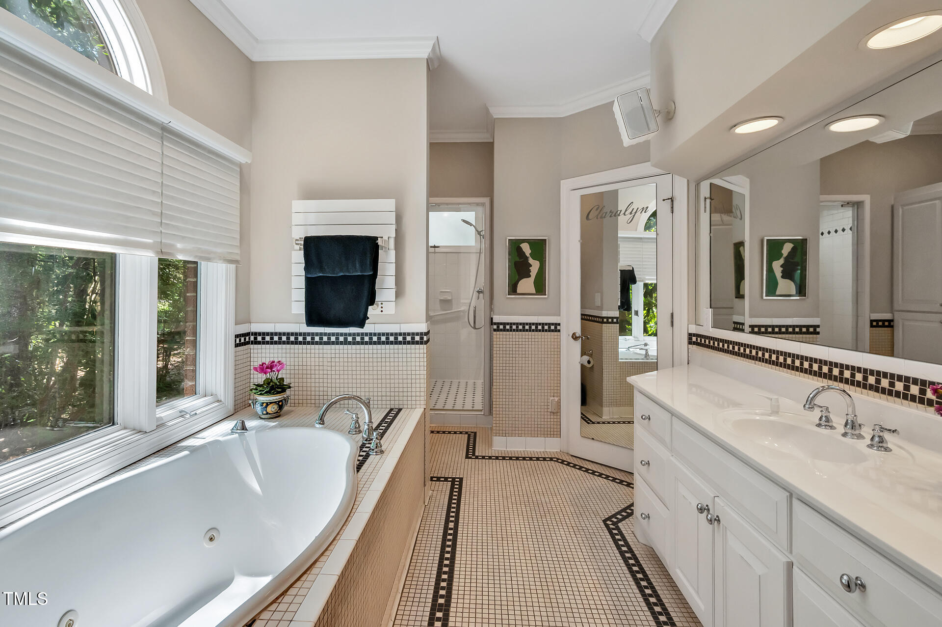 81106 Alexander Chapel Hill NC 27517