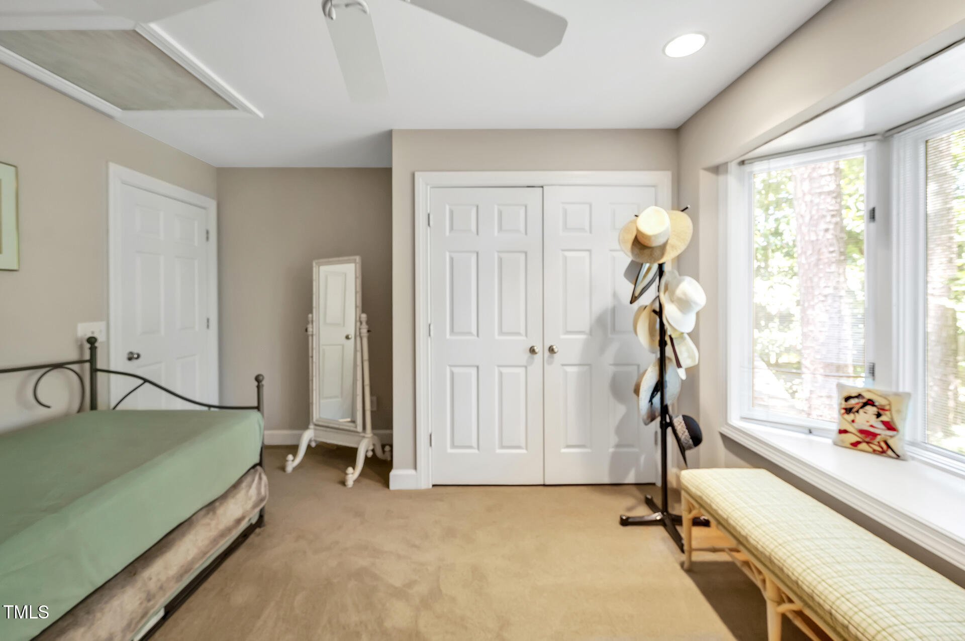 81106 Alexander Chapel Hill NC 27517