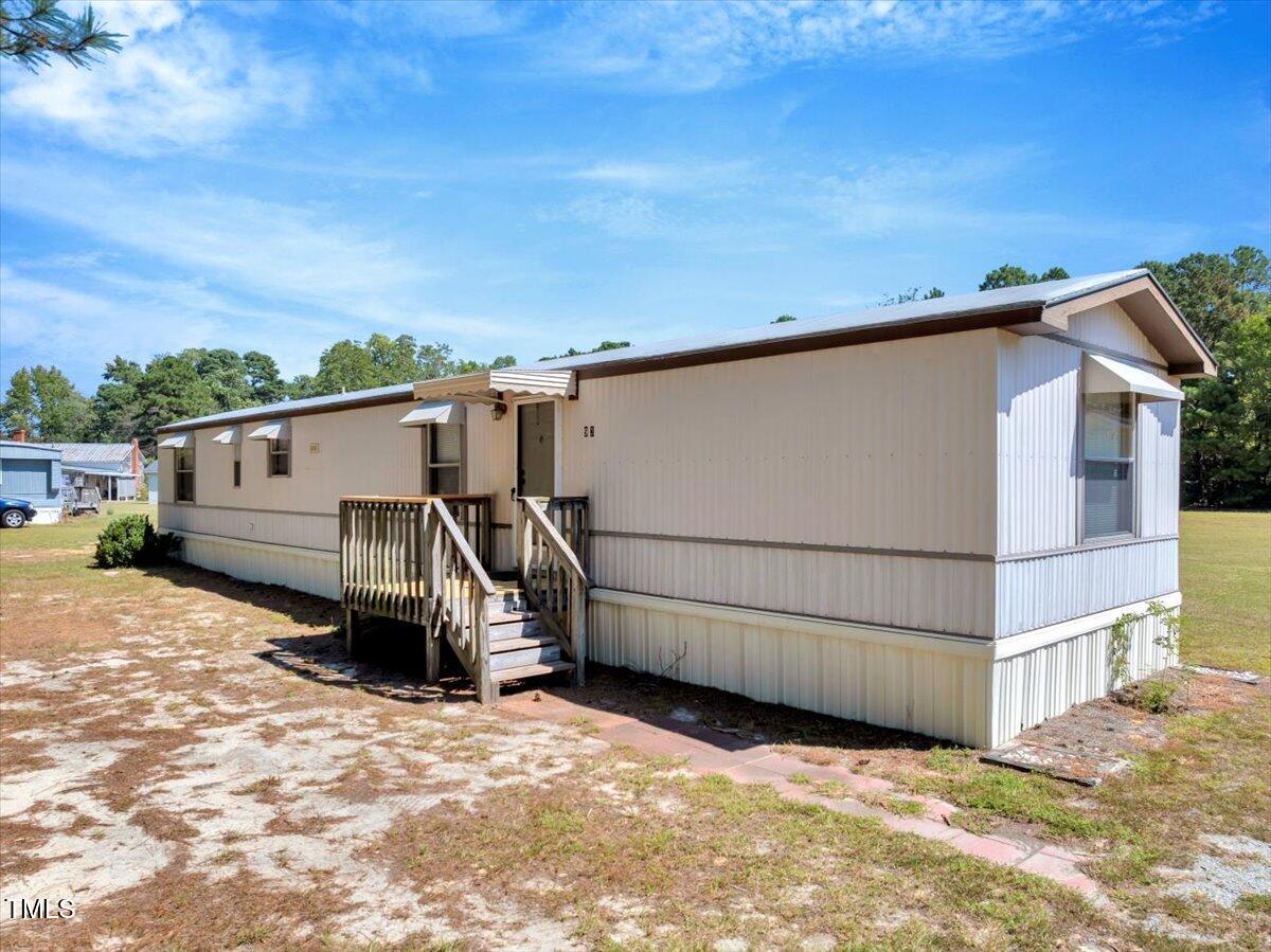 2172 Amelia Church Road Clayton NC 27520