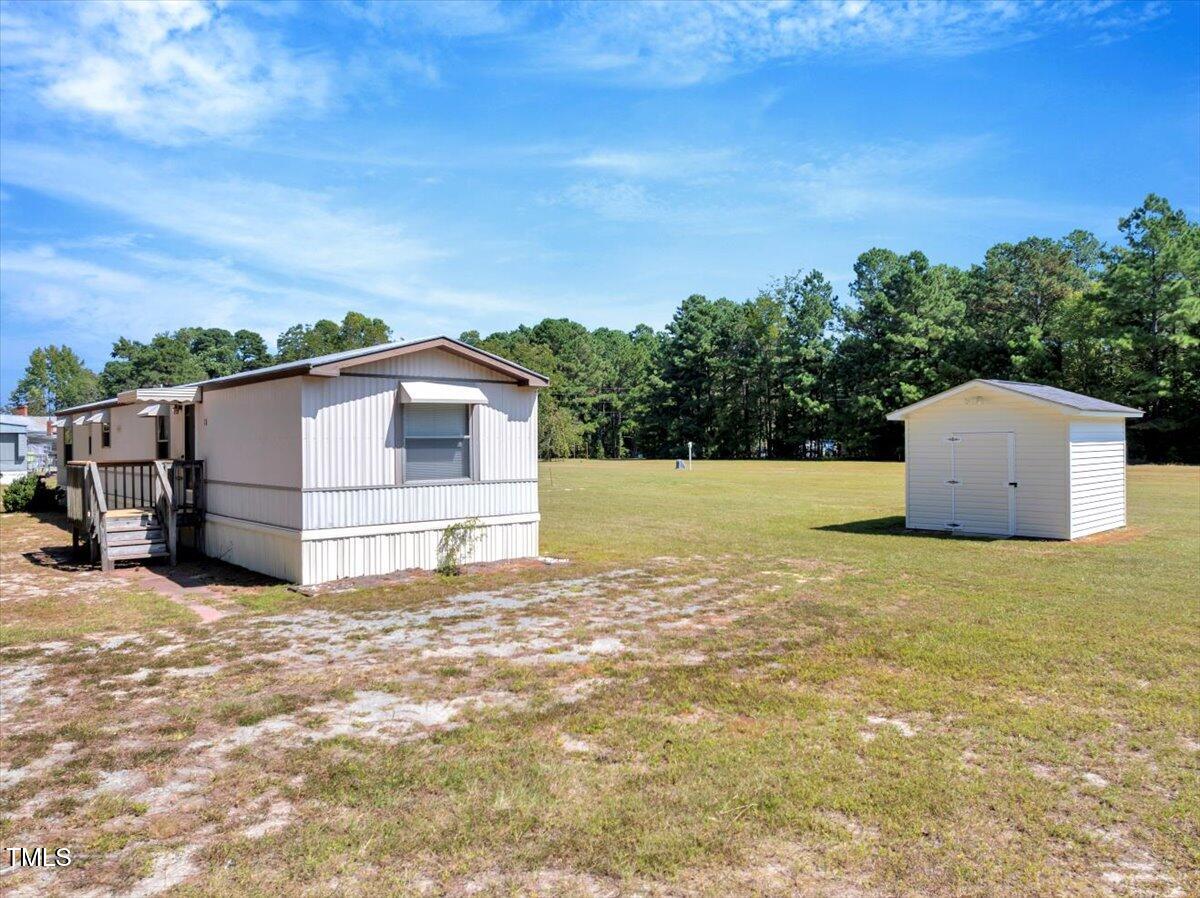 2172 Amelia Church Road Clayton NC 27520