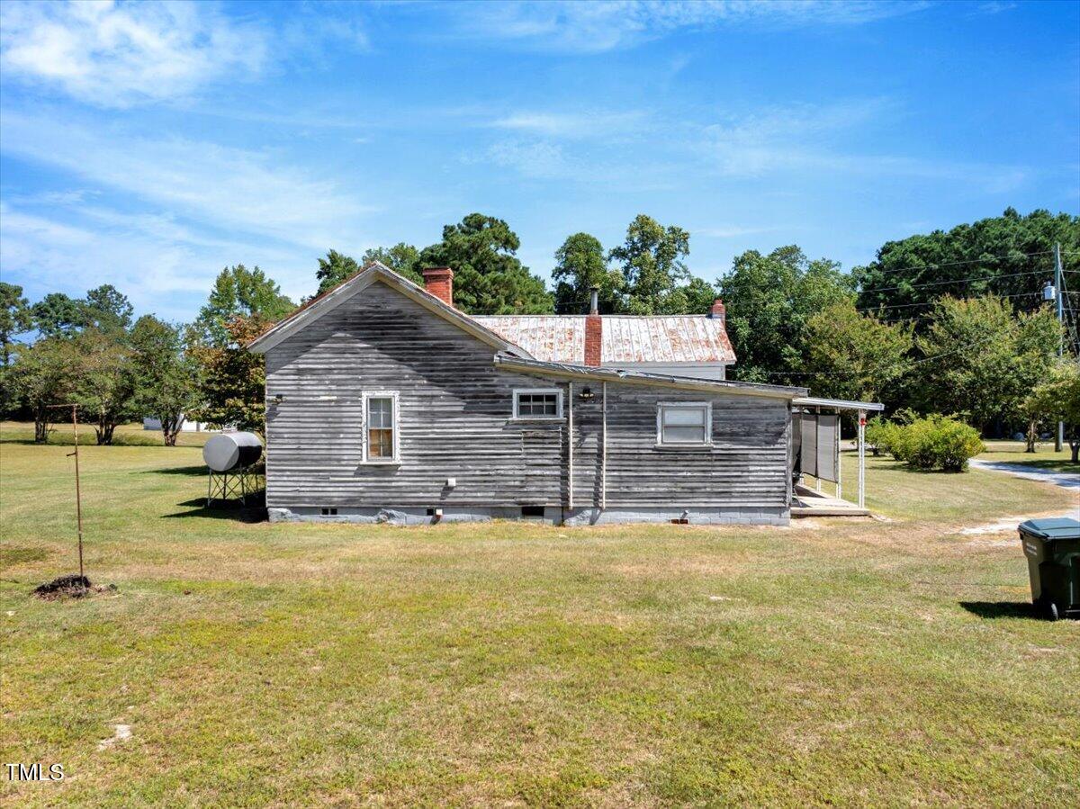 2172 Amelia Church Road Clayton NC 27520