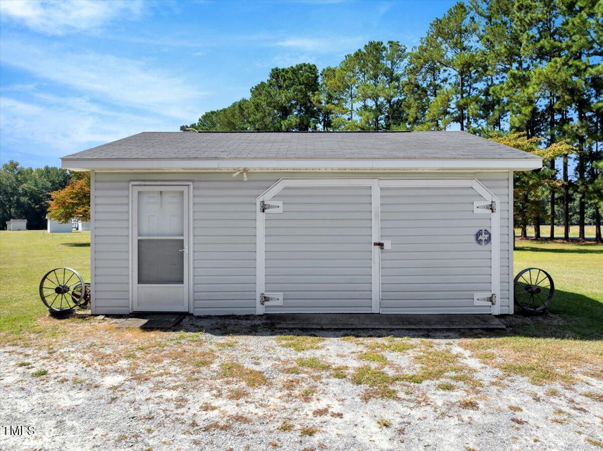 2172 Amelia Church Road Clayton NC 27520