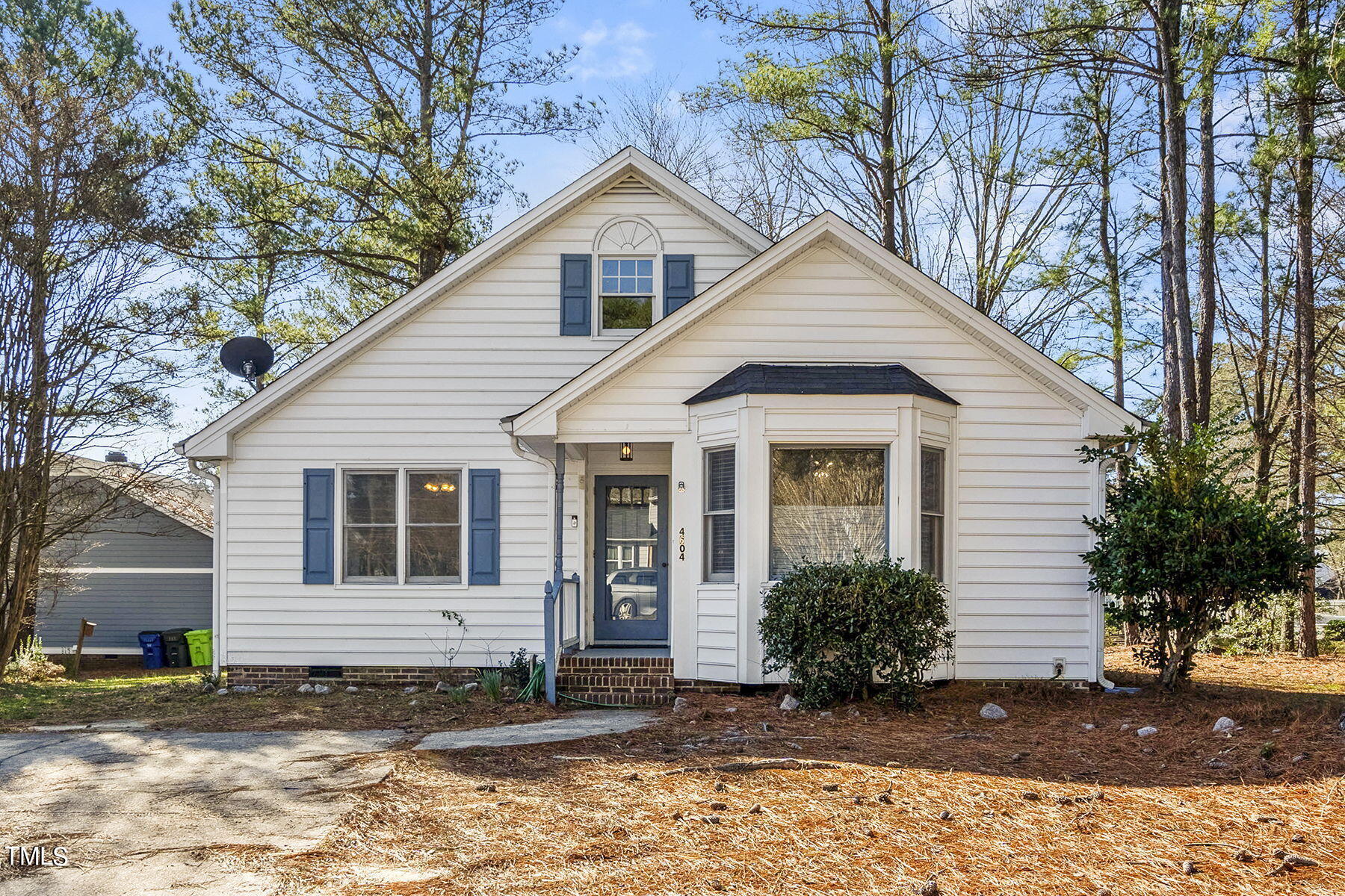 4604 Hollirose Place Raleigh NC 27616