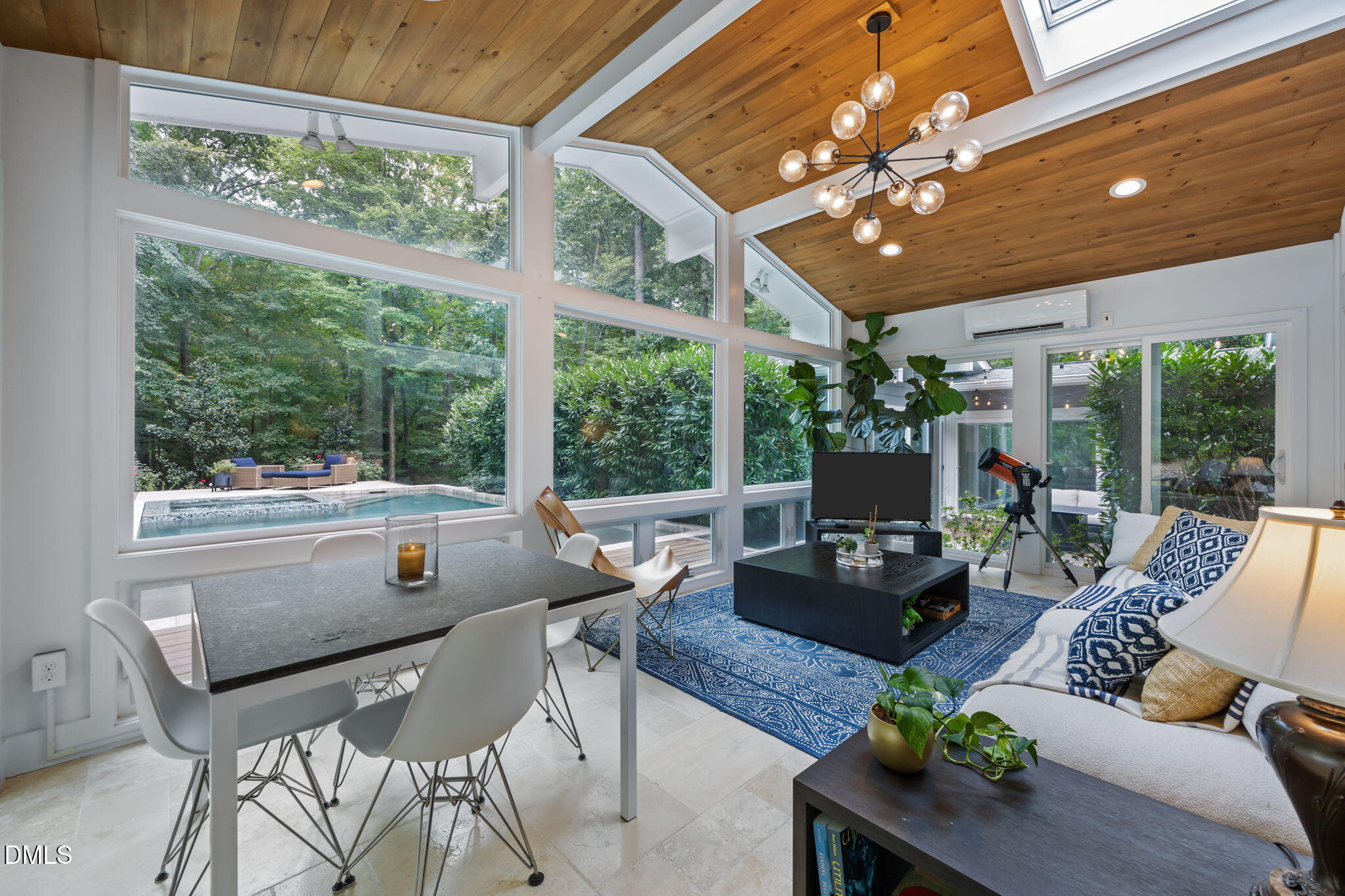 1812 Rolling Road Chapel Hill NC 27514