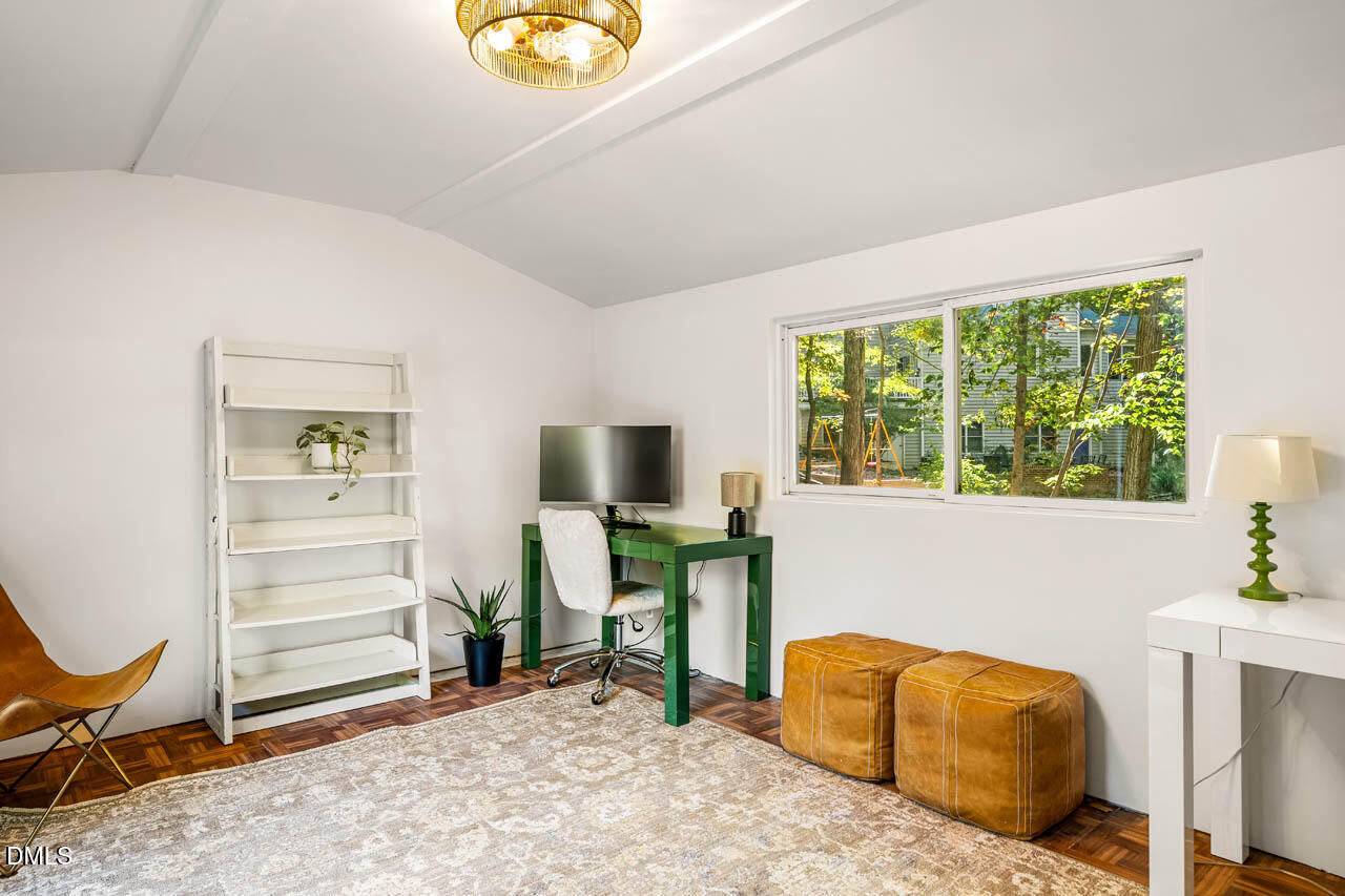 1812 Rolling Road Chapel Hill NC 27514