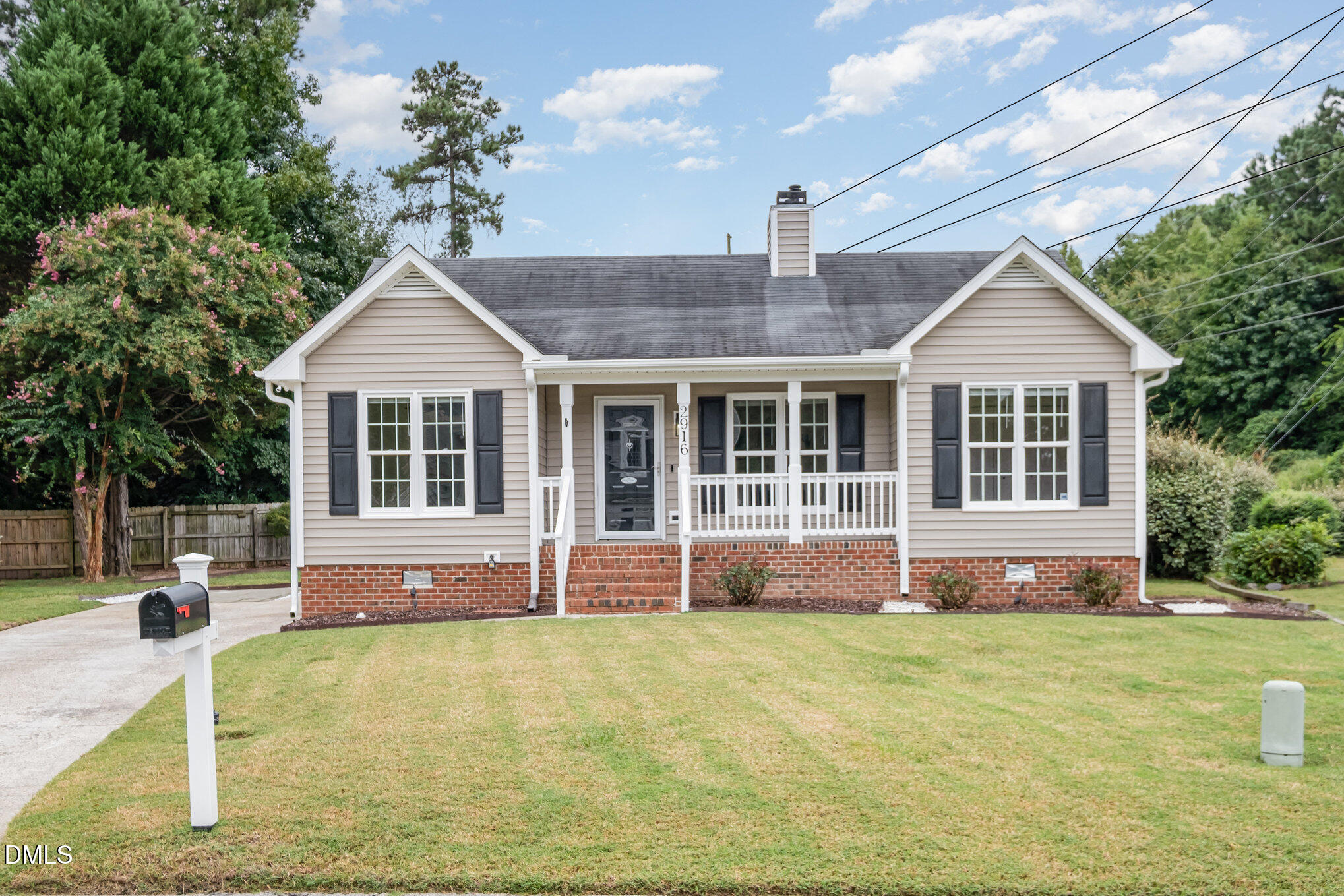 2916 Bannf Court Raleigh NC 27604