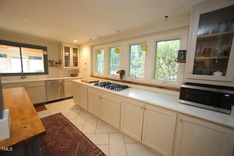 4127 White Pine Drive Raleigh NC 27612