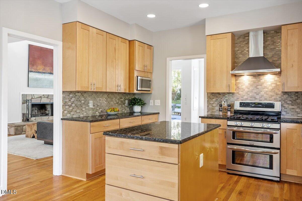 808 Pinehurst Drive Chapel Hill NC 27517