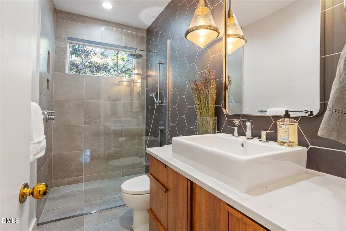 808 Pinehurst Drive Chapel Hill NC 27517