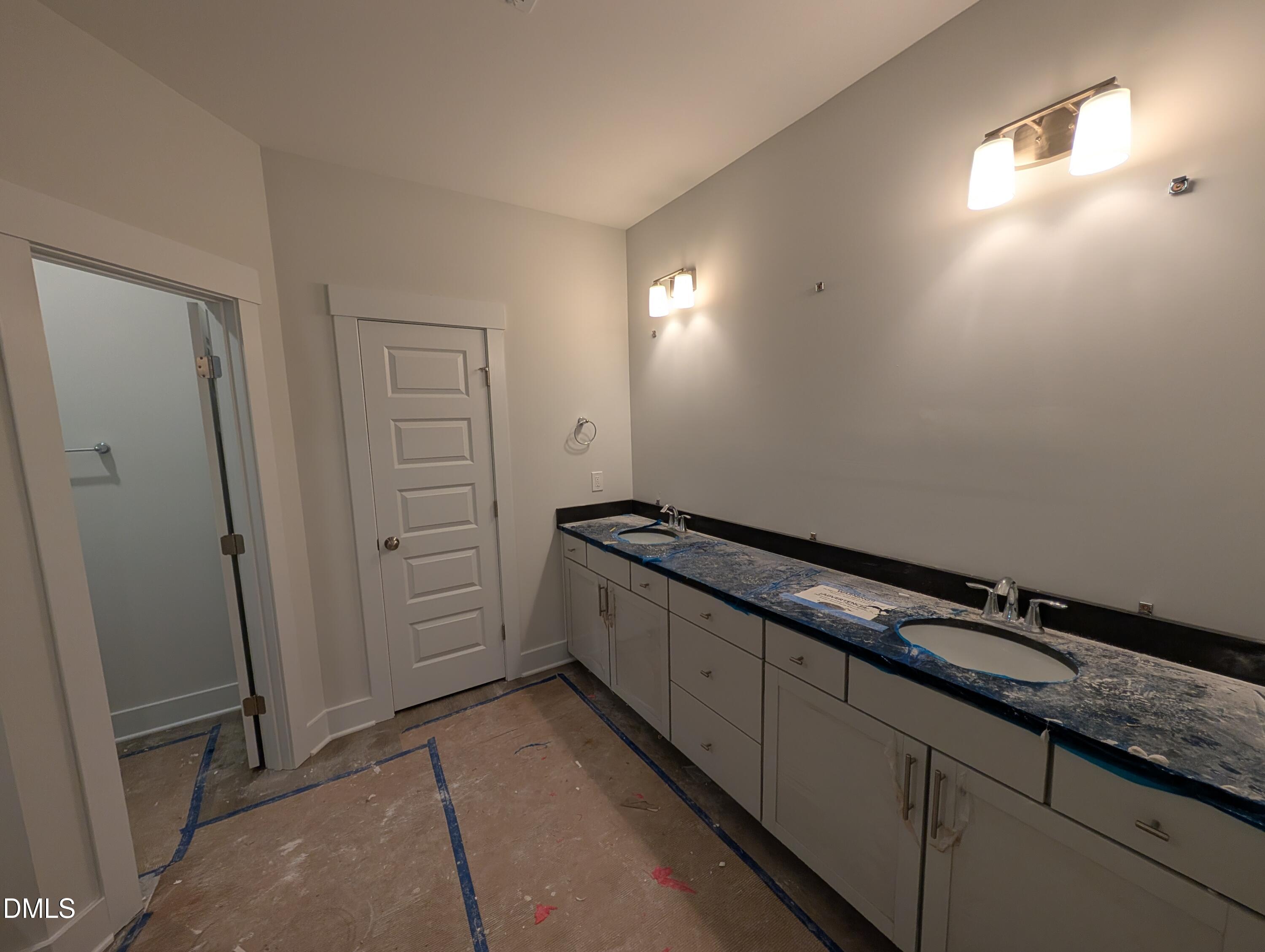 200 Kissington Way Benson NC 27504