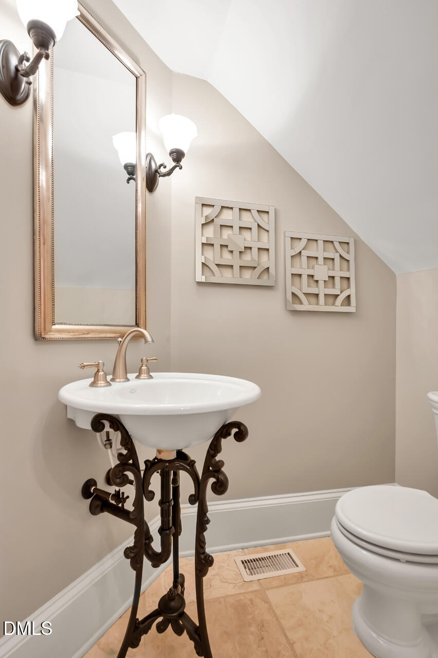 51 Araya Lane Chapel Hill NC 27516