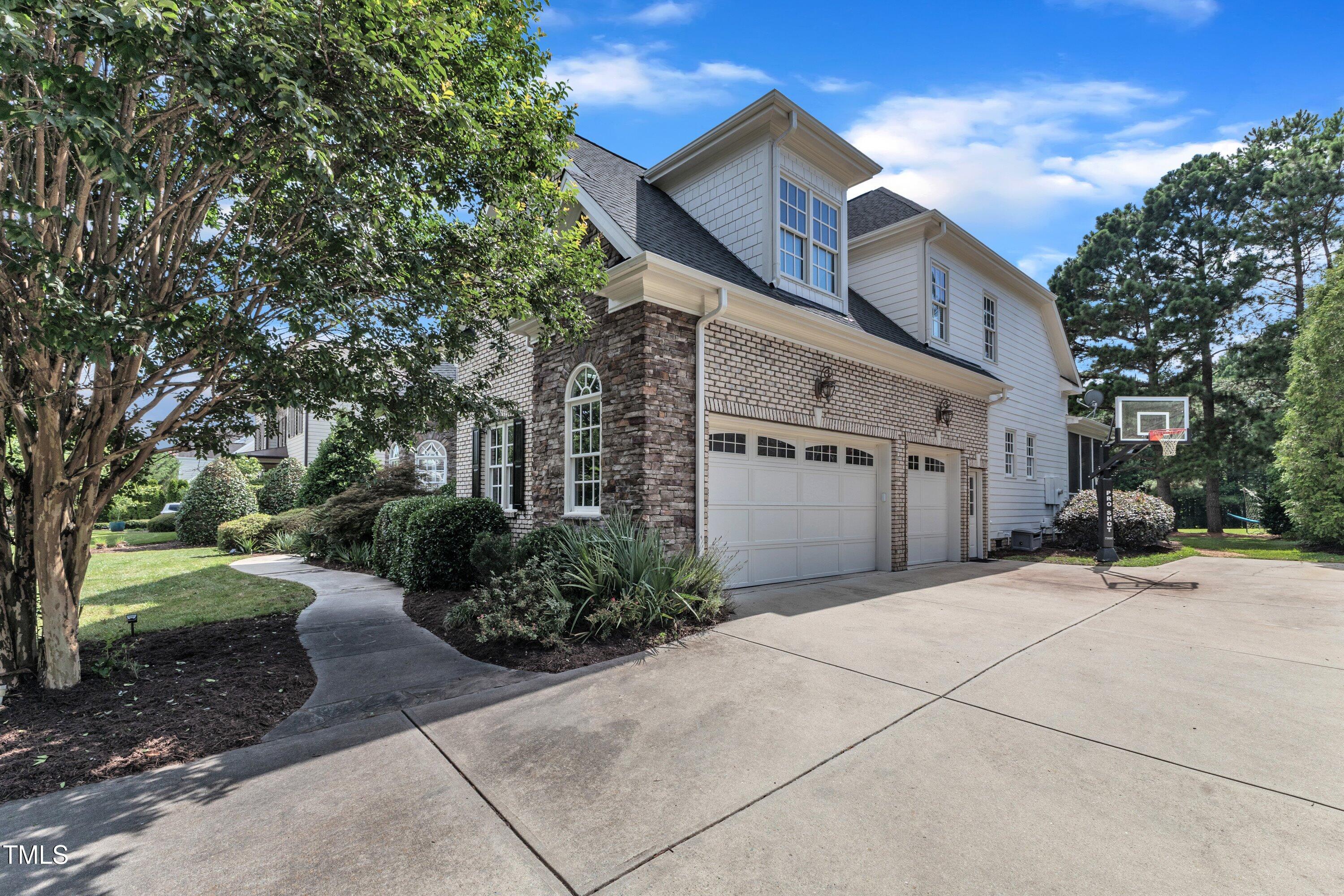 7208 Ryehill Drive Cary NC 27519