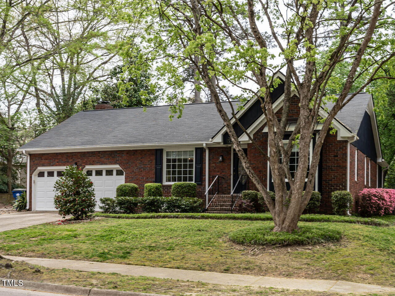 5205 Sweetbriar Drive Raleigh NC 27609