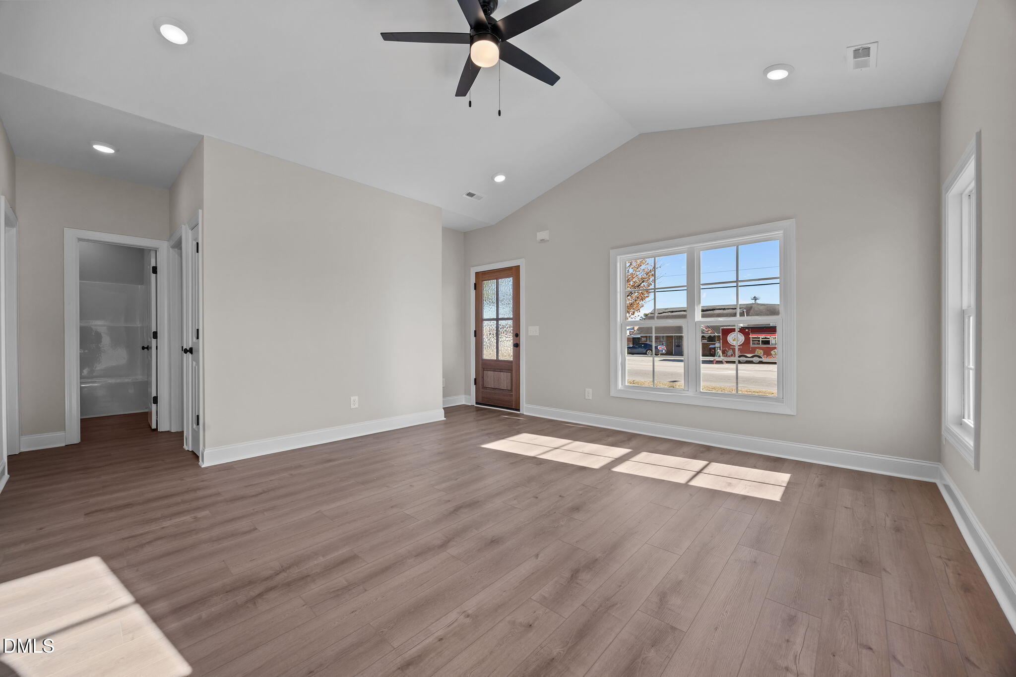 206 S Wall Street Benson NC 27504