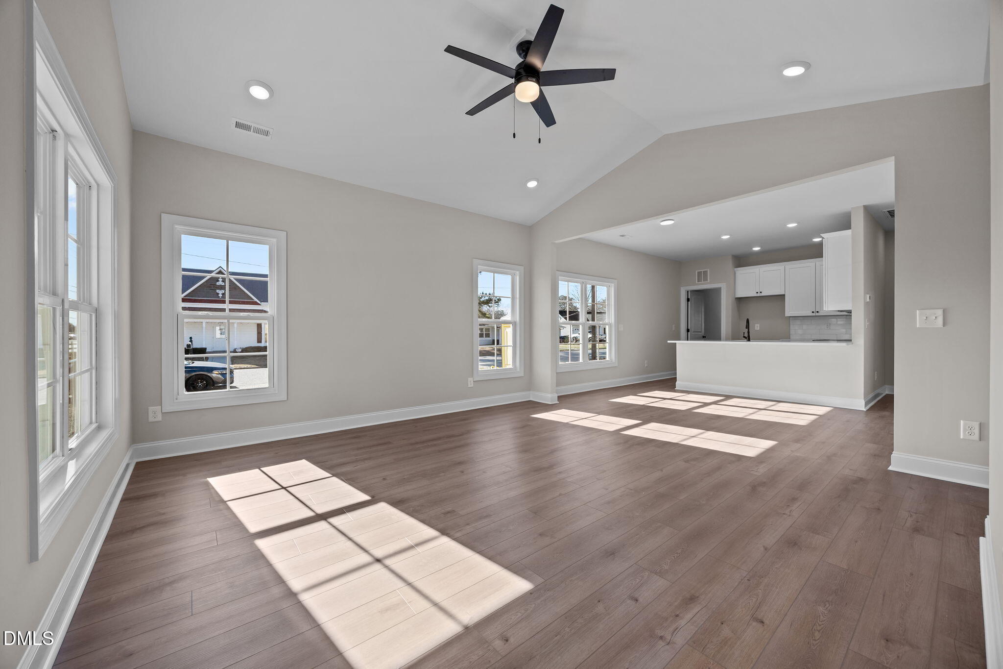 206 S Wall Street Benson NC 27504