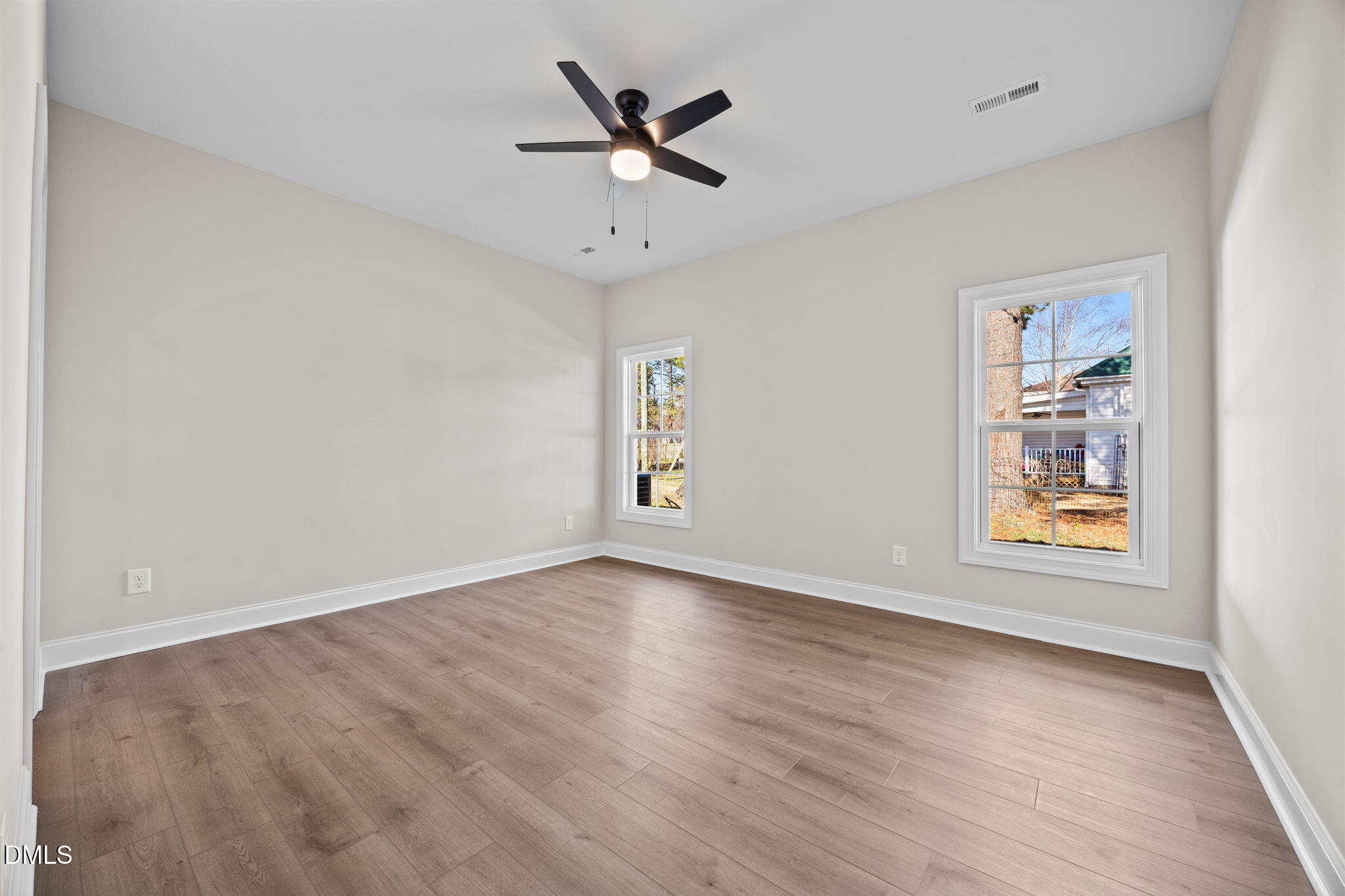 206 S Wall Street Benson NC 27504