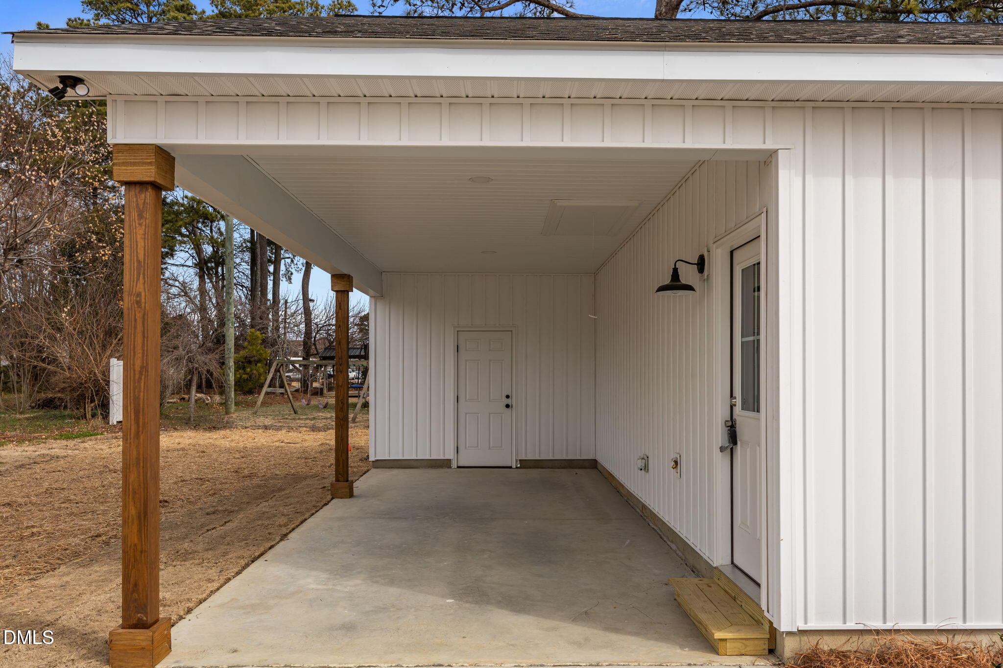 206 S Wall Street Benson NC 27504