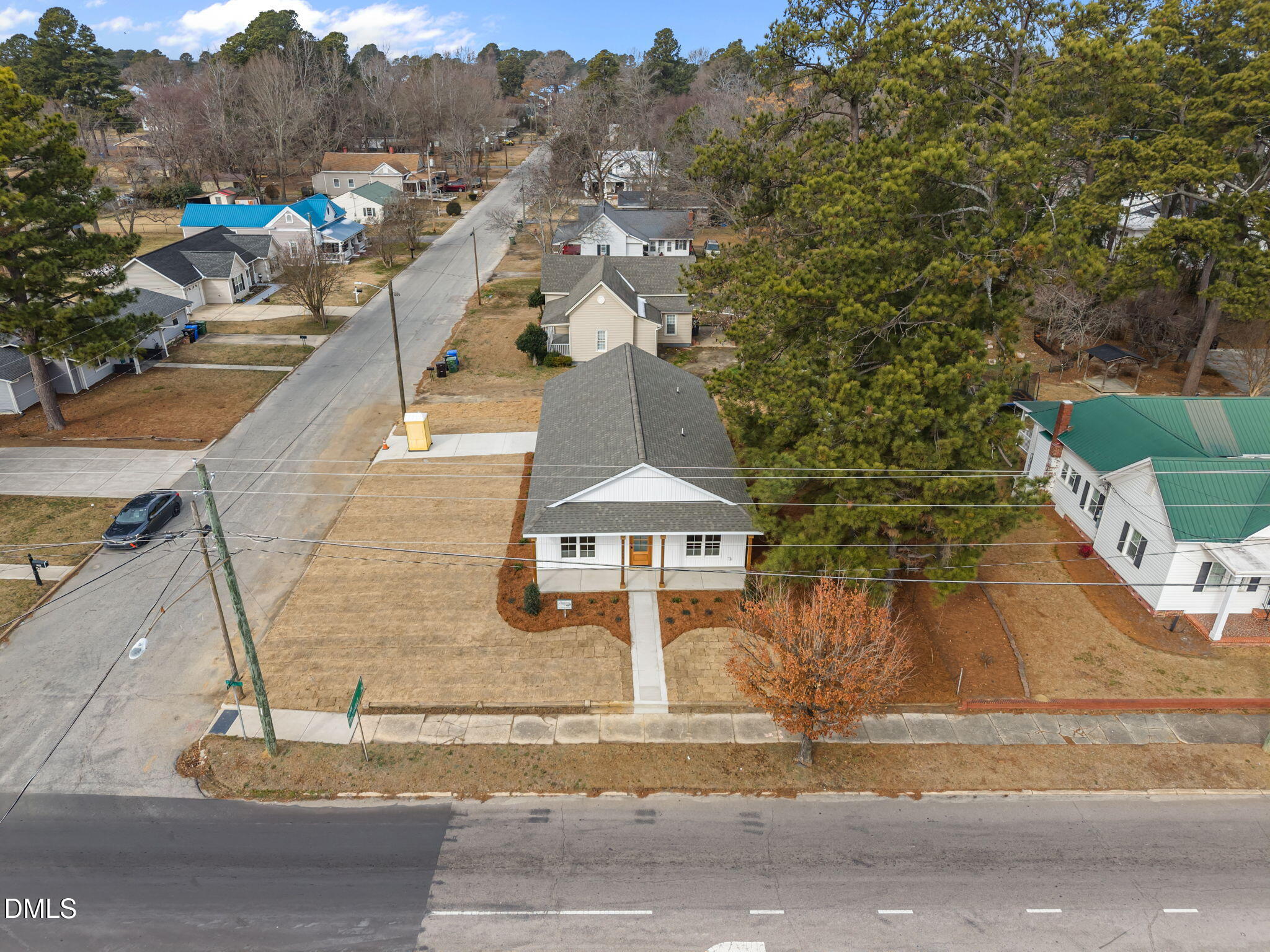 206 S Wall Street Benson NC 27504