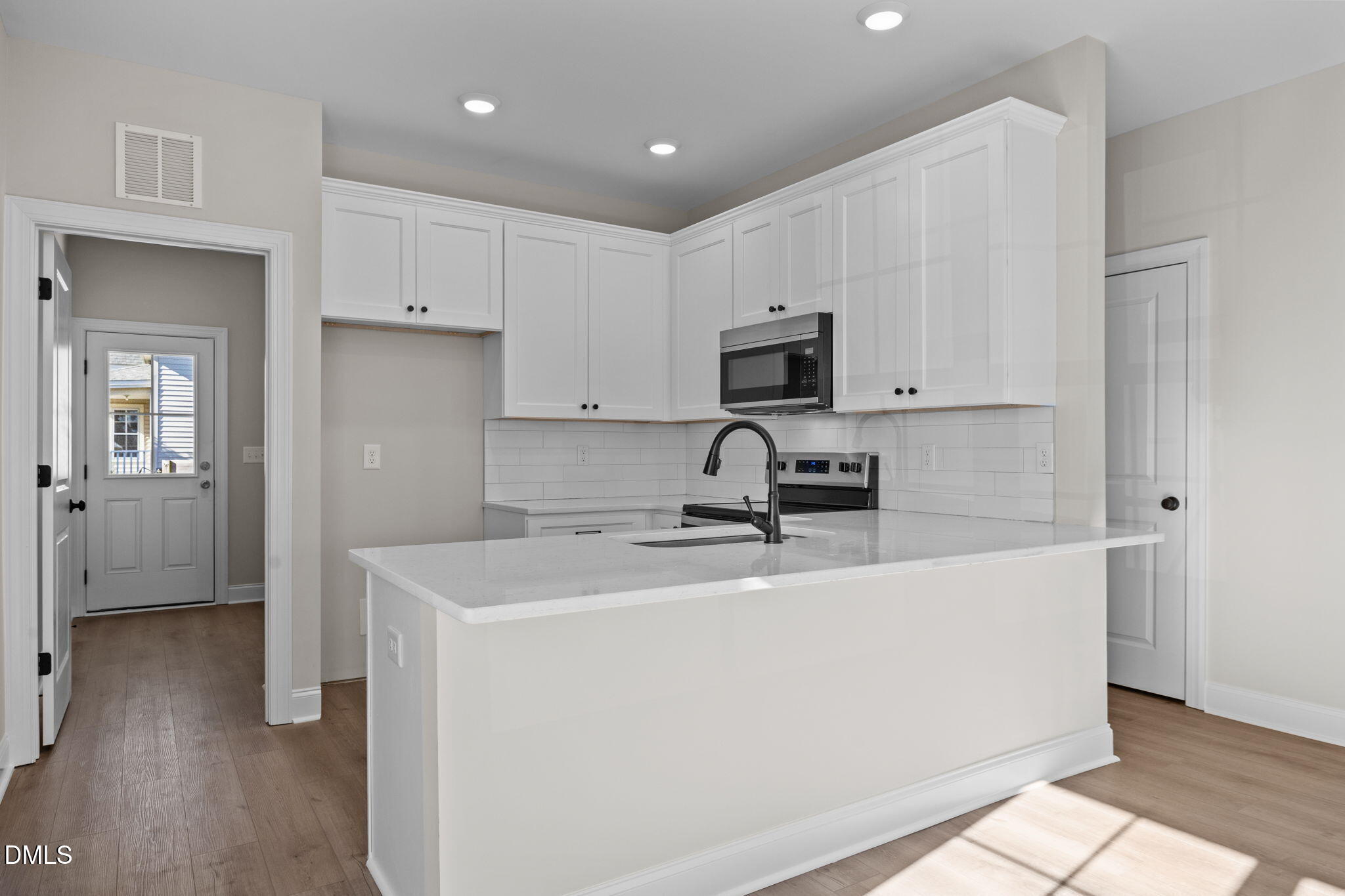 206 S Wall Street Benson NC 27504