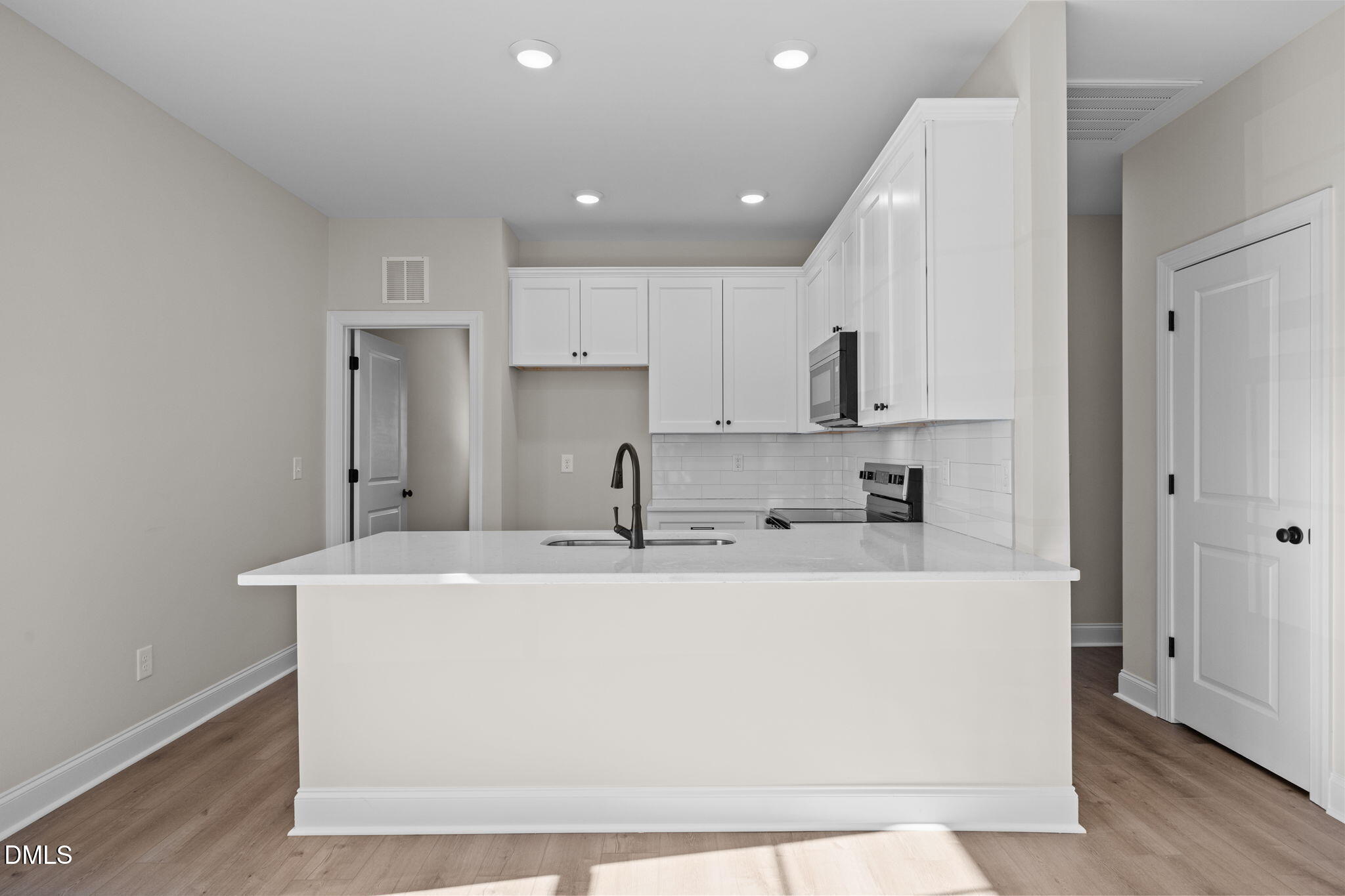 206 S Wall Street Benson NC 27504