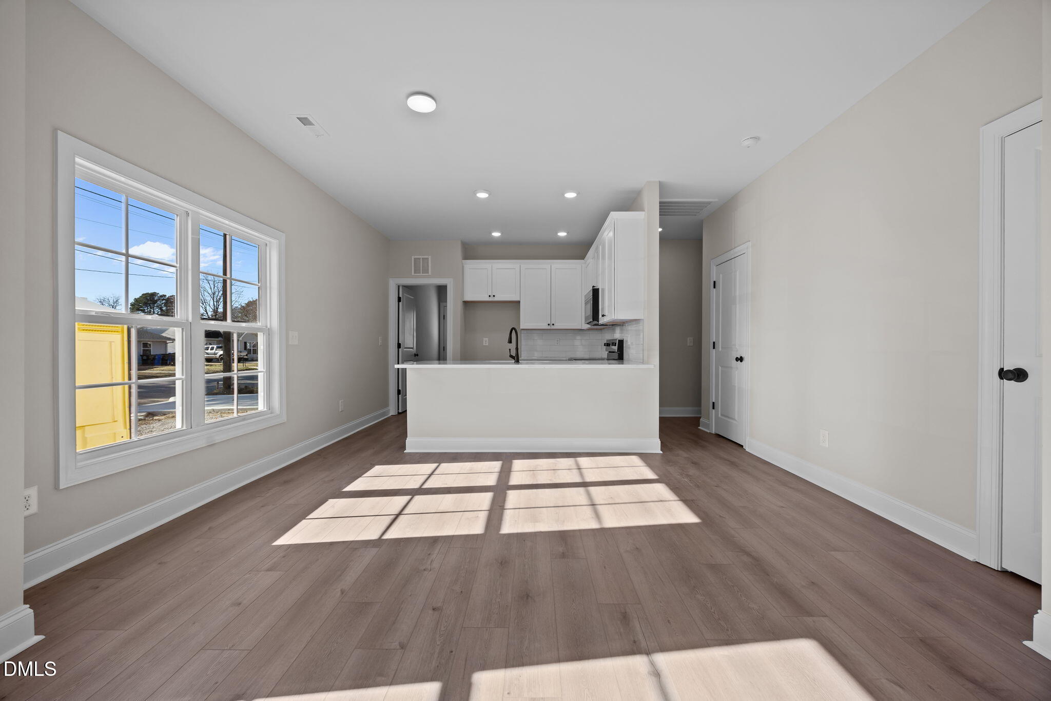 206 S Wall Street Benson NC 27504