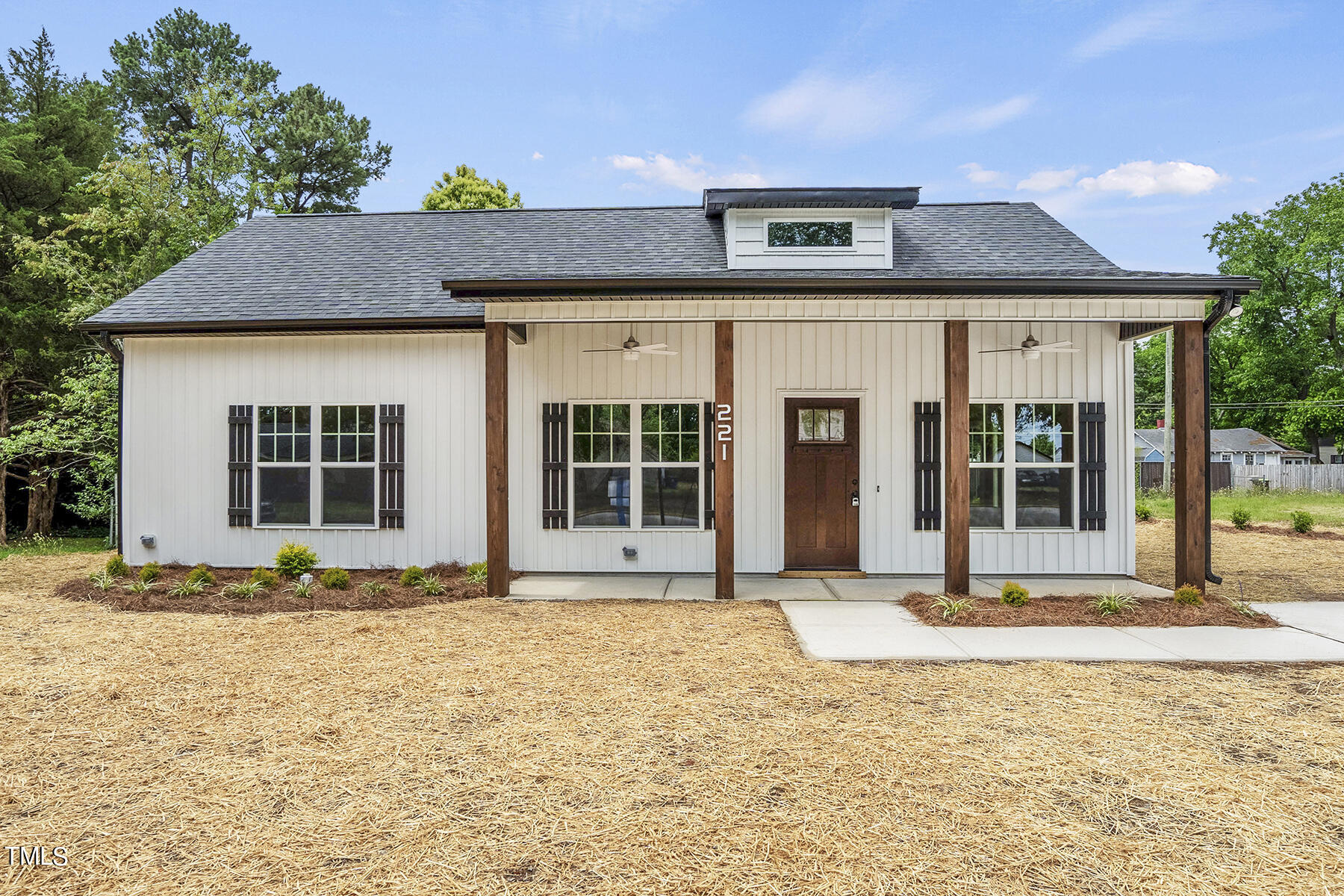 221 W Hill Street Benson NC 27504