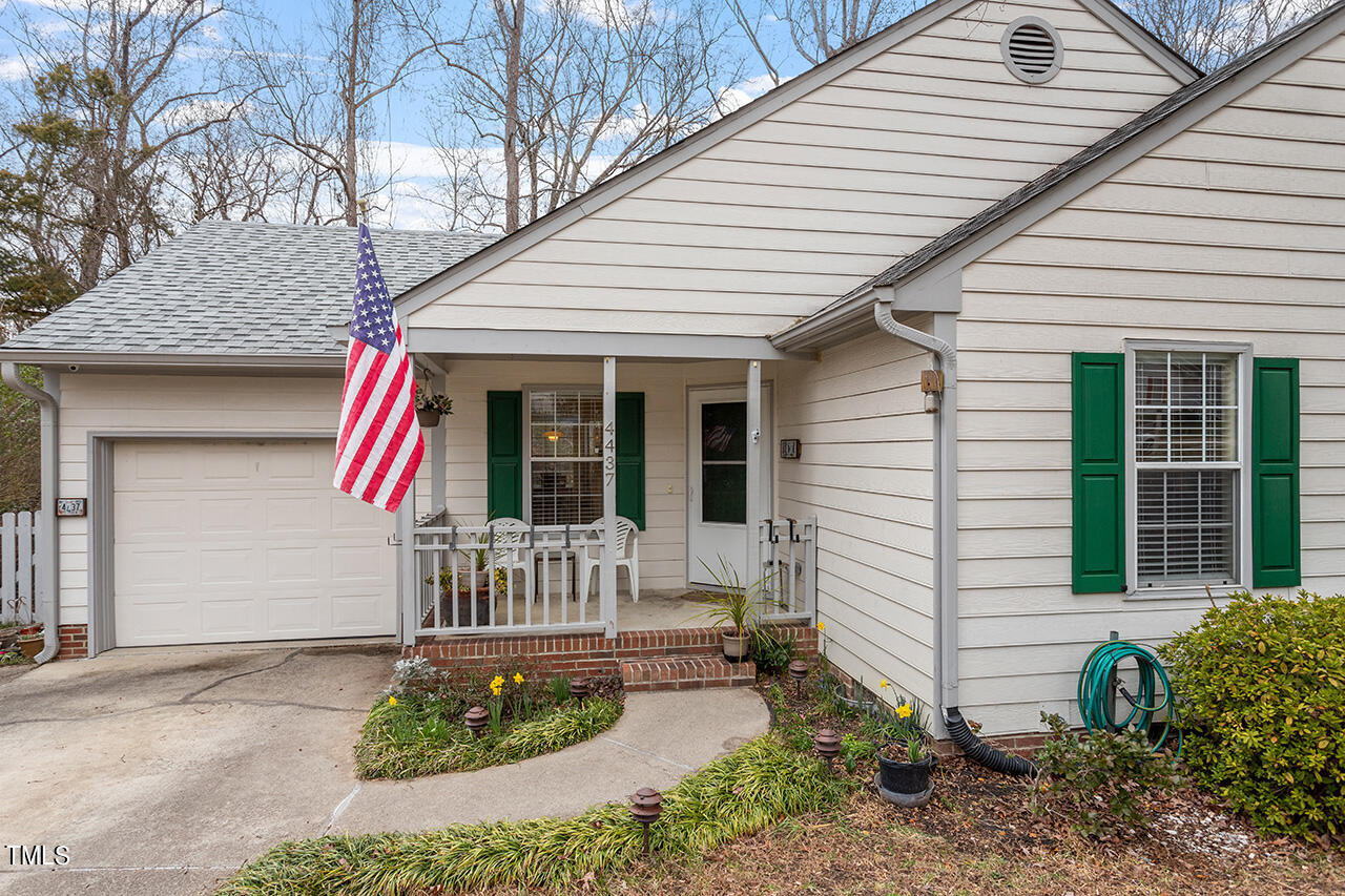 4437 Labrador Drive Raleigh NC 27616