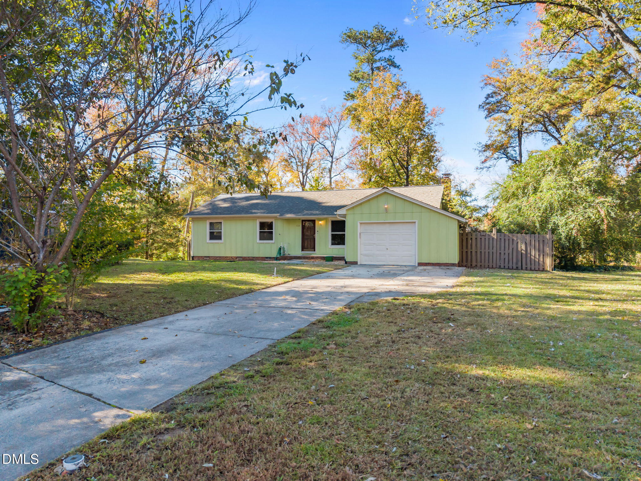 1320 Londonderry Circle Raleigh NC 27610