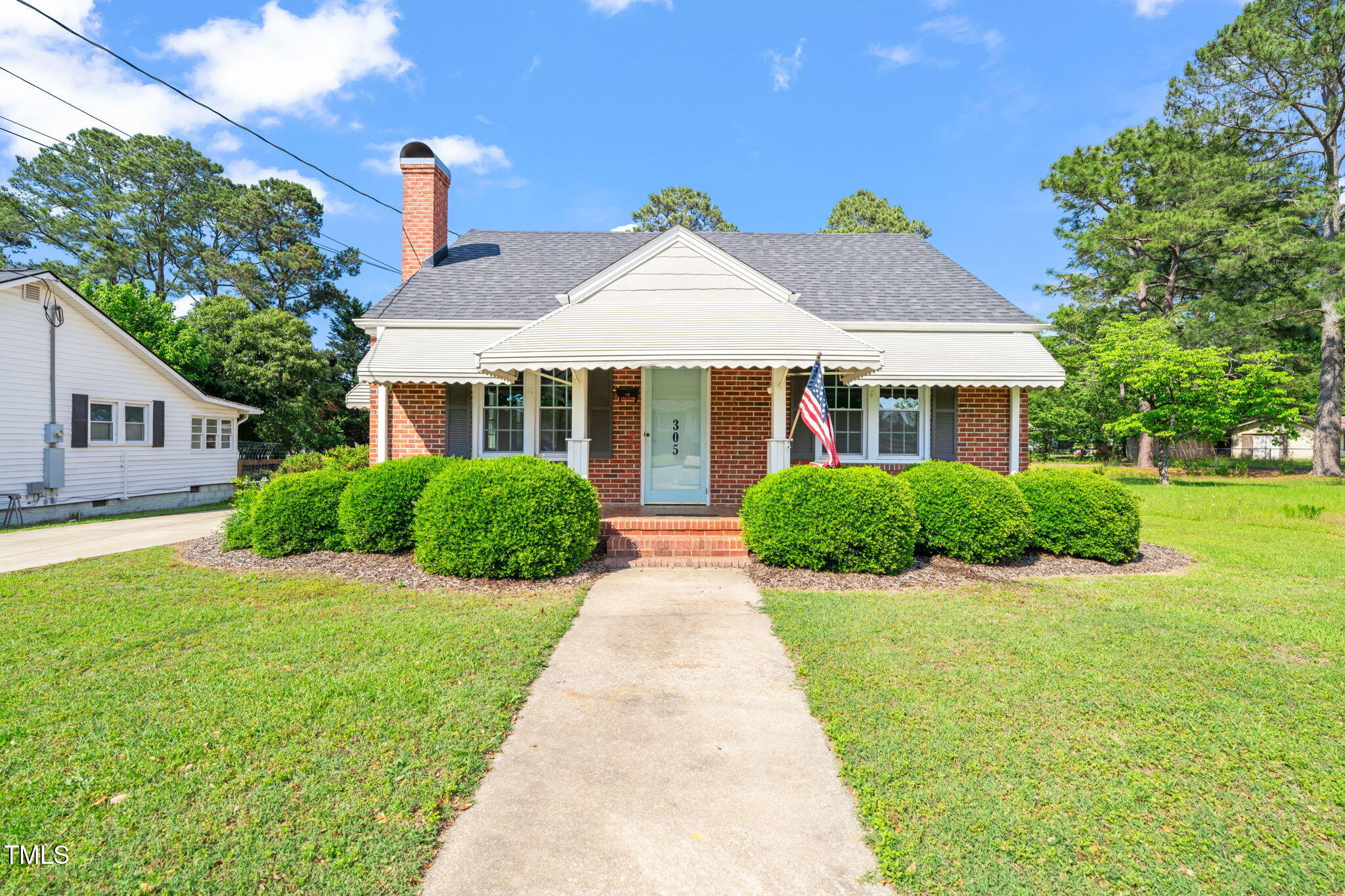 305 E Holmes Street Benson NC 27504