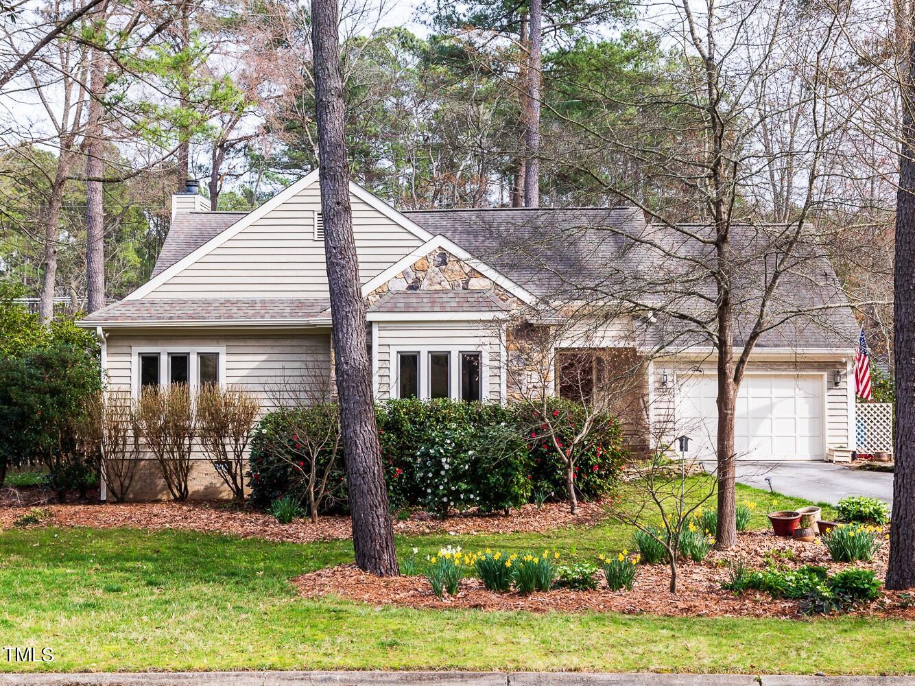 6523 Glen Forrest Drive Chapel Hill NC 27517