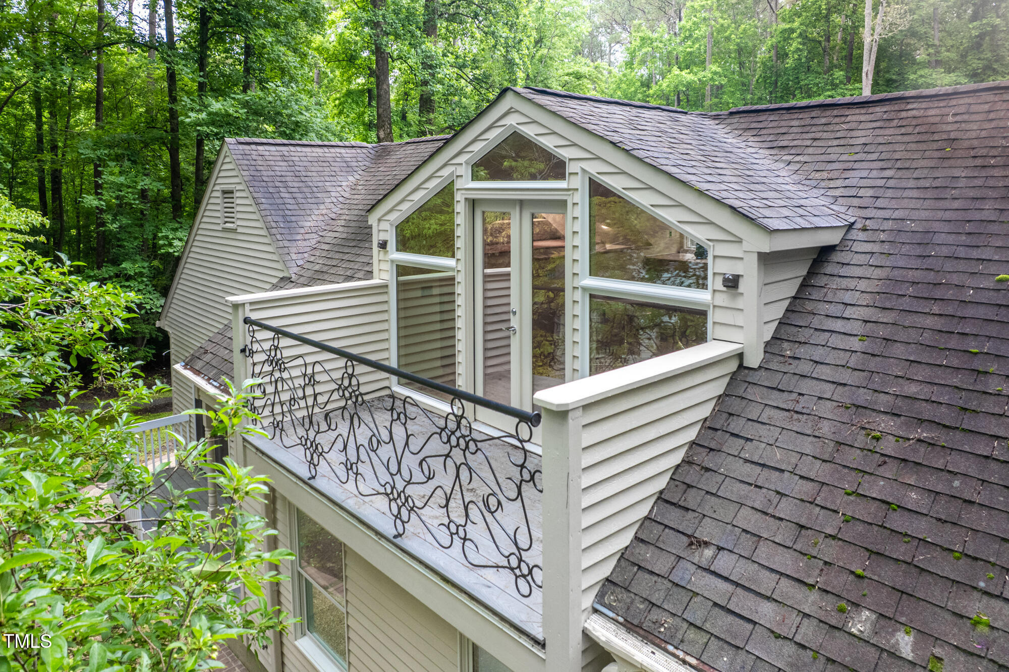 708 October Woods Road Chapel Hill NC 27516