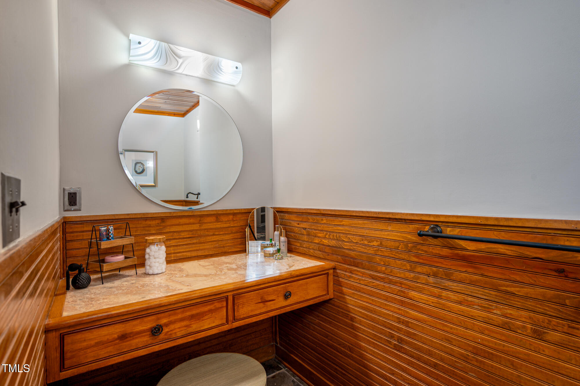 708 October Woods Road Chapel Hill NC 27516