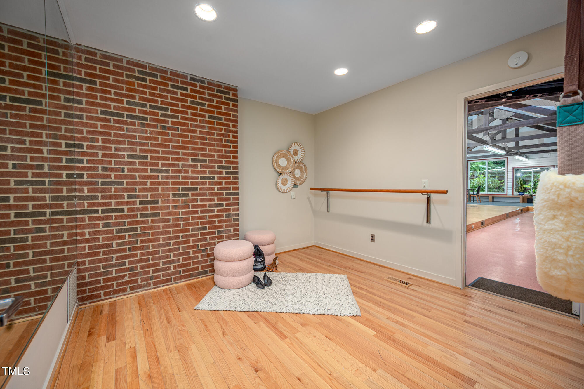 708 October Woods Road Chapel Hill NC 27516