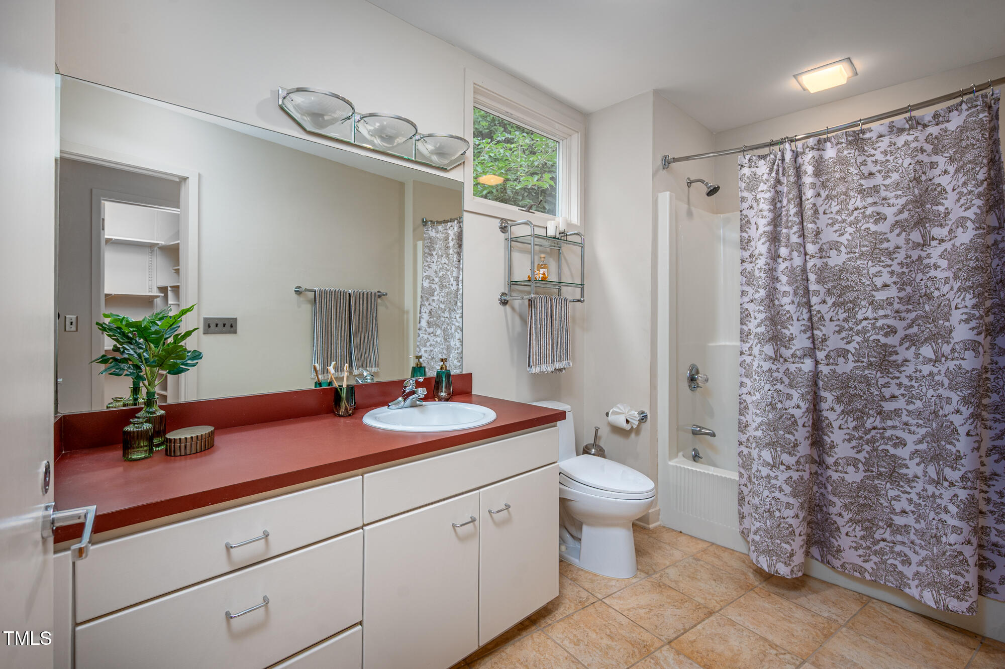 708 October Woods Road Chapel Hill NC 27516