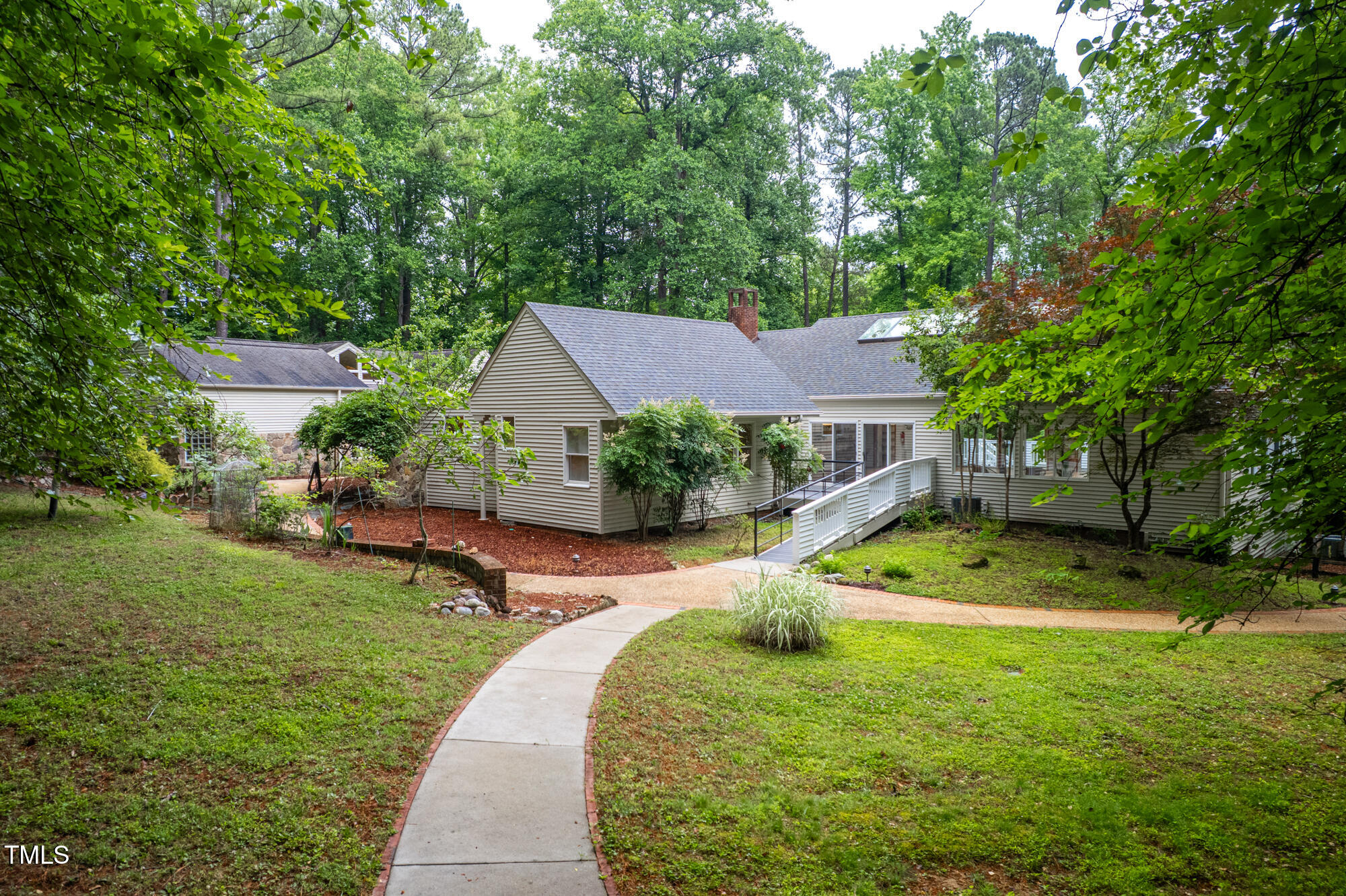 708 October Woods Road Chapel Hill NC 27516