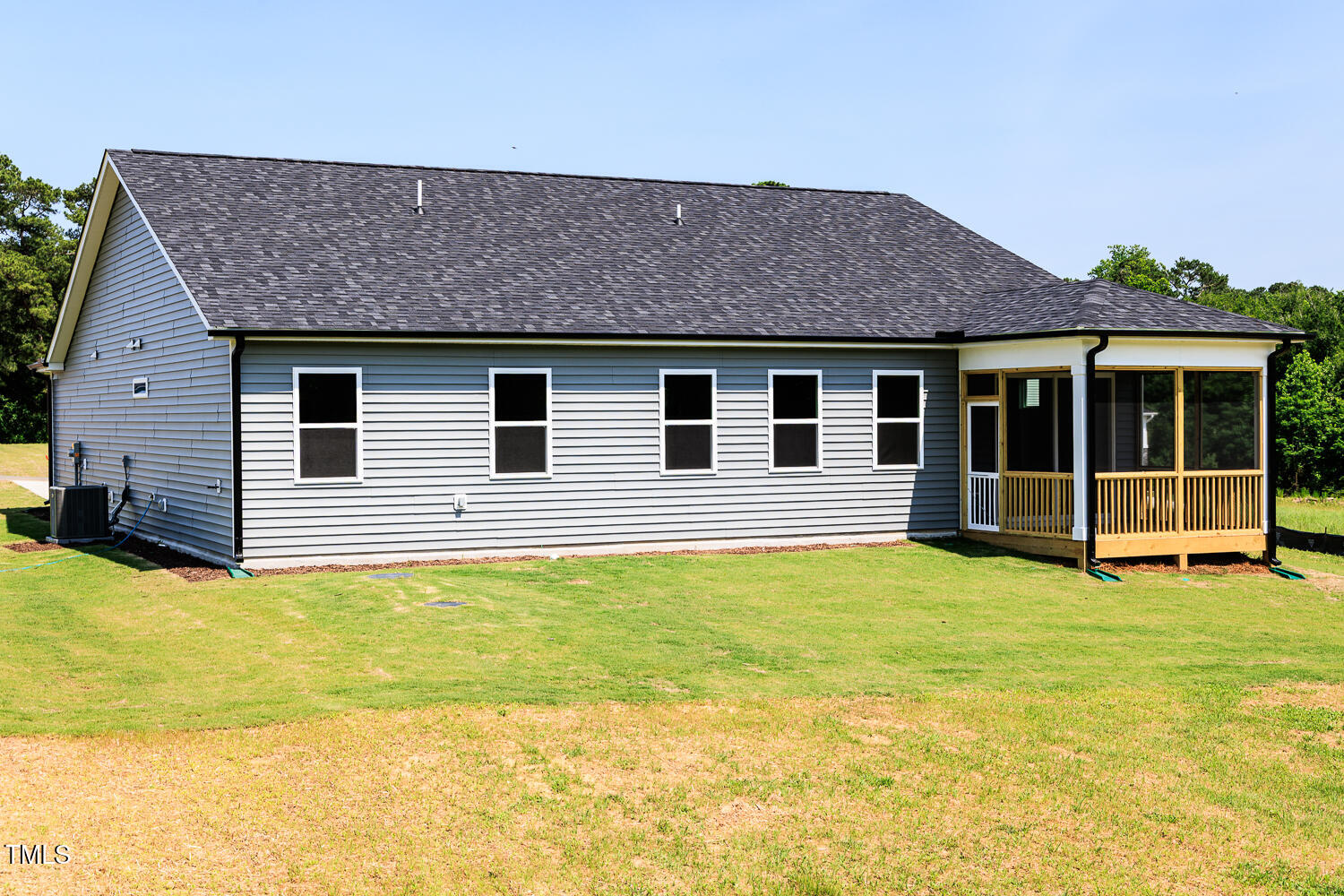 207 Golfview Avenue Benson NC 27504