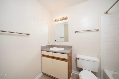 1647 Kildonan Place Cary NC 27511