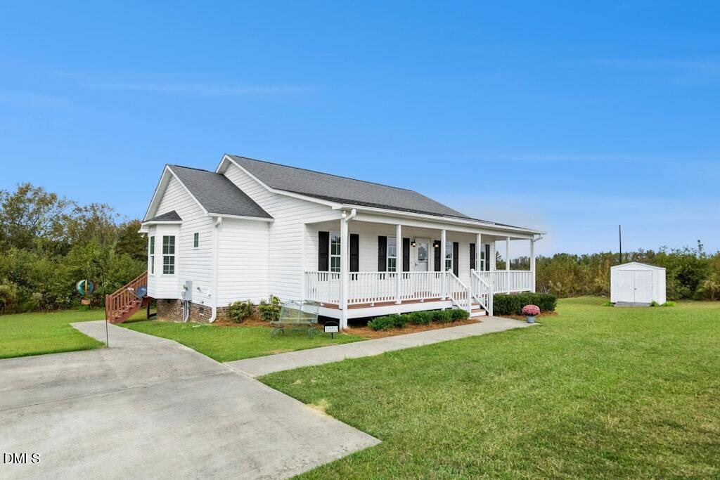 1052 Aquilla Road Benson NC 27504