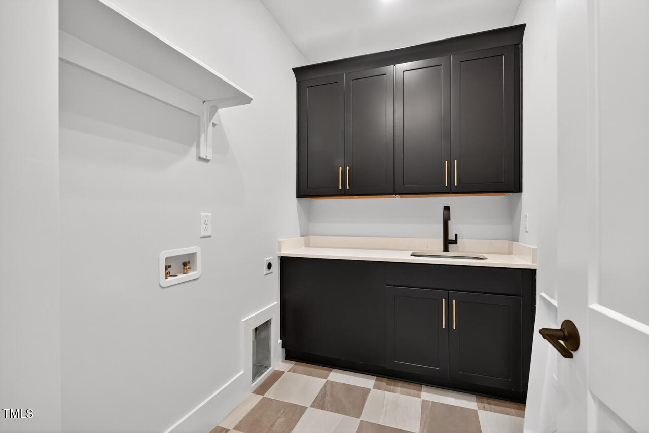 122 Sanderway Drive Chapel Hill NC 27516