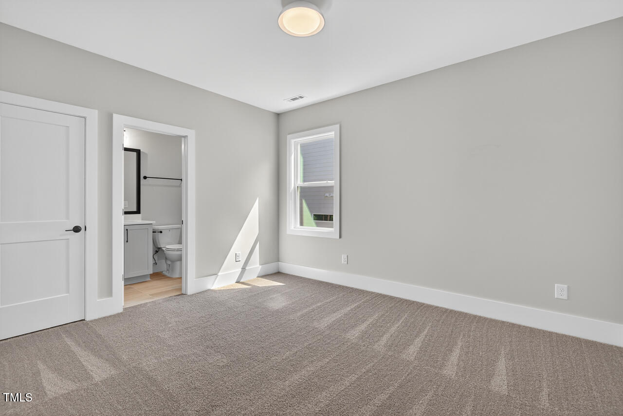 122 Sanderway Drive Chapel Hill NC 27516