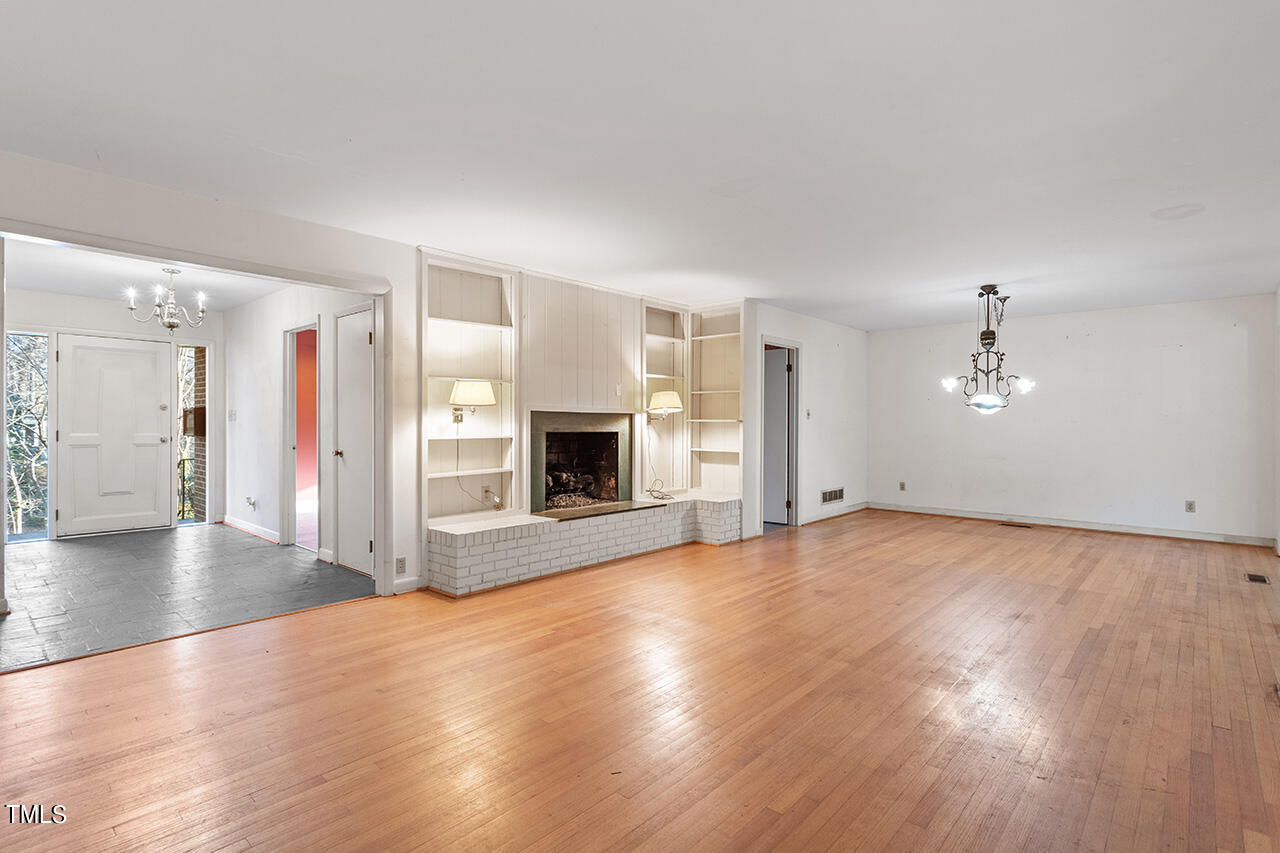 209 Walden Place Raleigh NC 27609