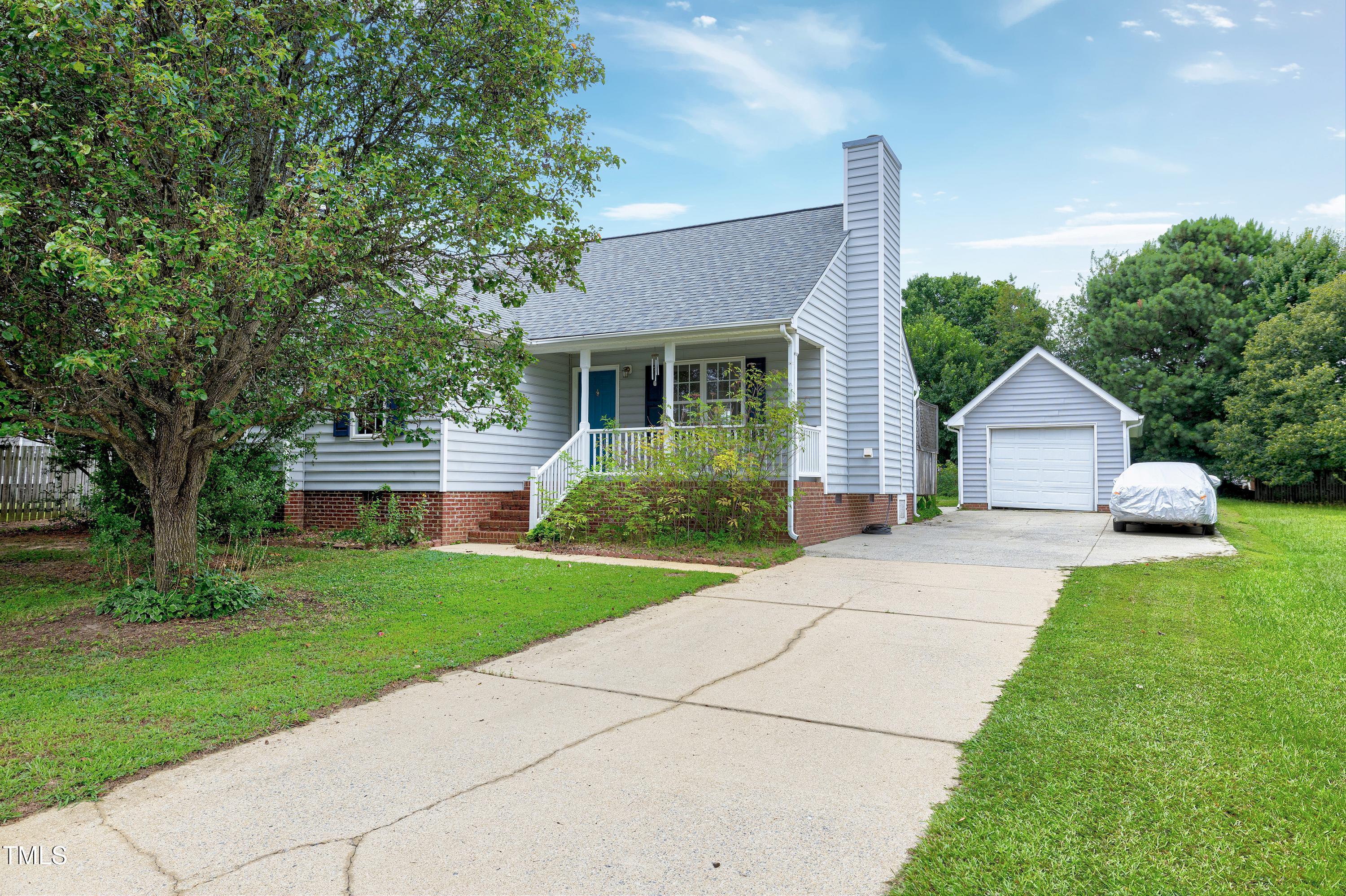405 E Maple Avenue Holly Springs NC 27540