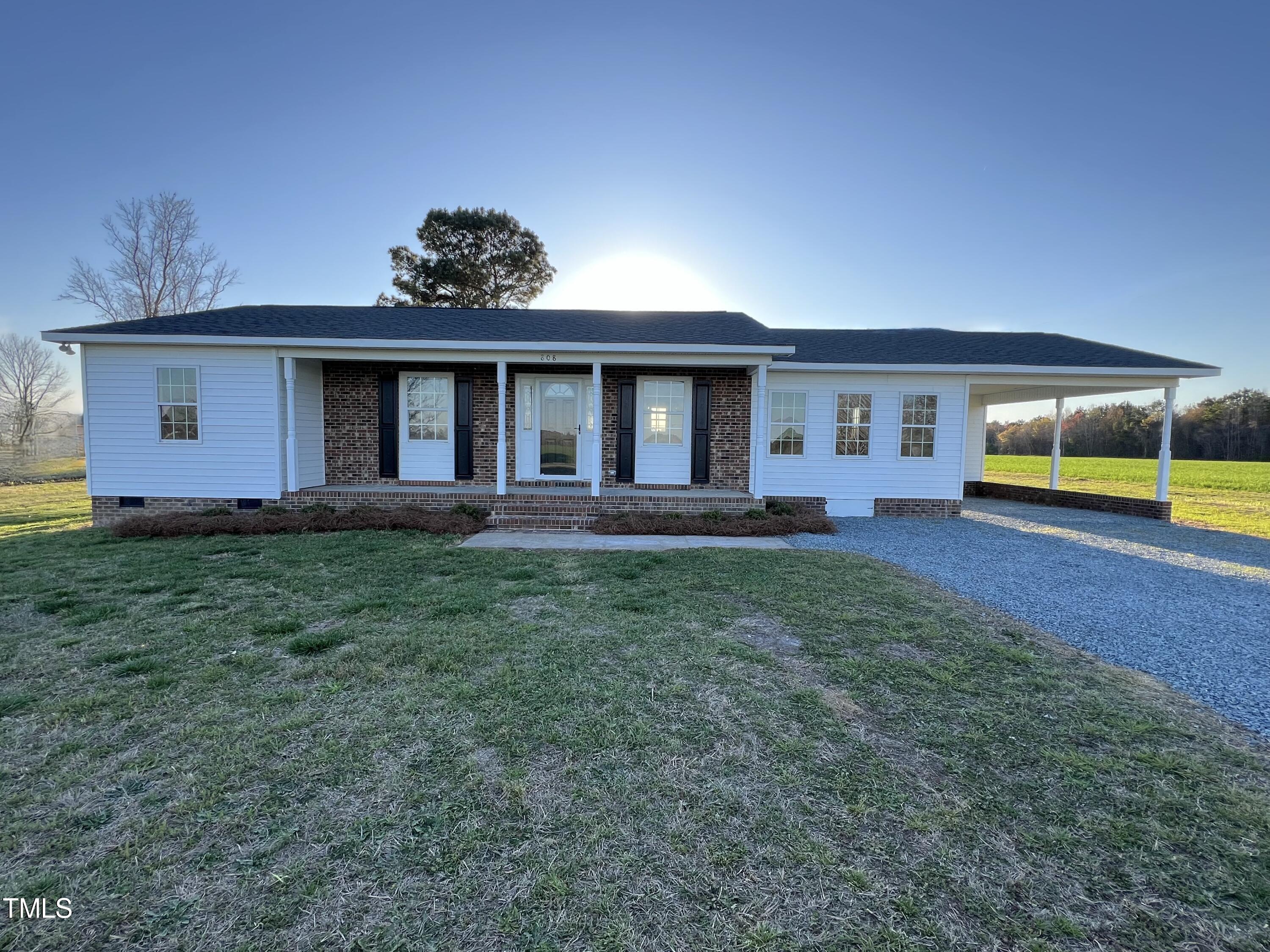 808 W Blackman Road Dunn NC 28334