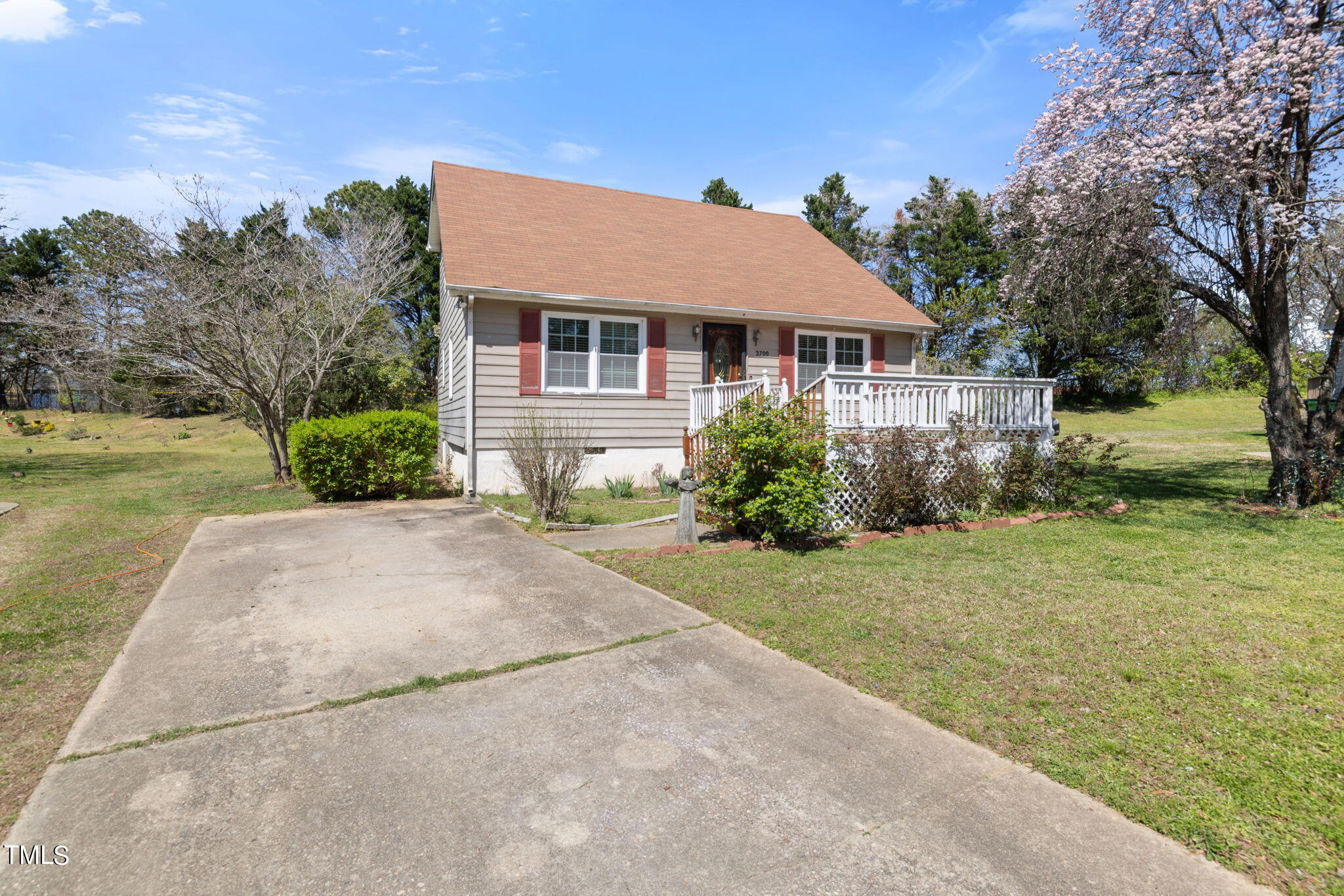 2700 Tupelo Court Raleigh NC 27610