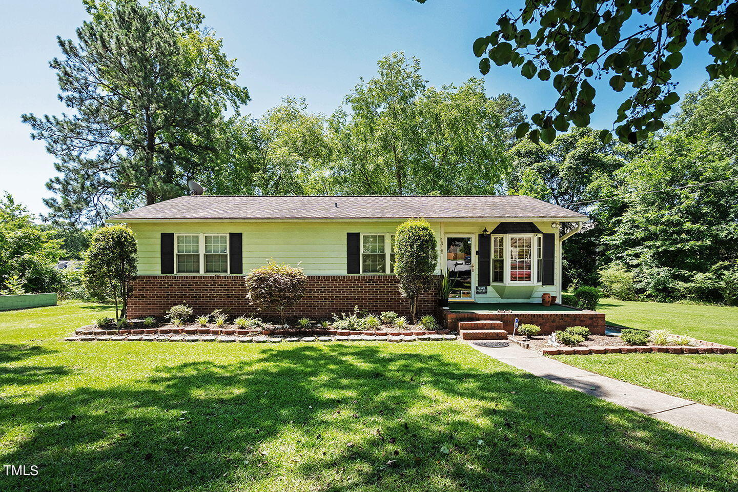 1915 Rocky Stream Lane Raleigh NC 27610