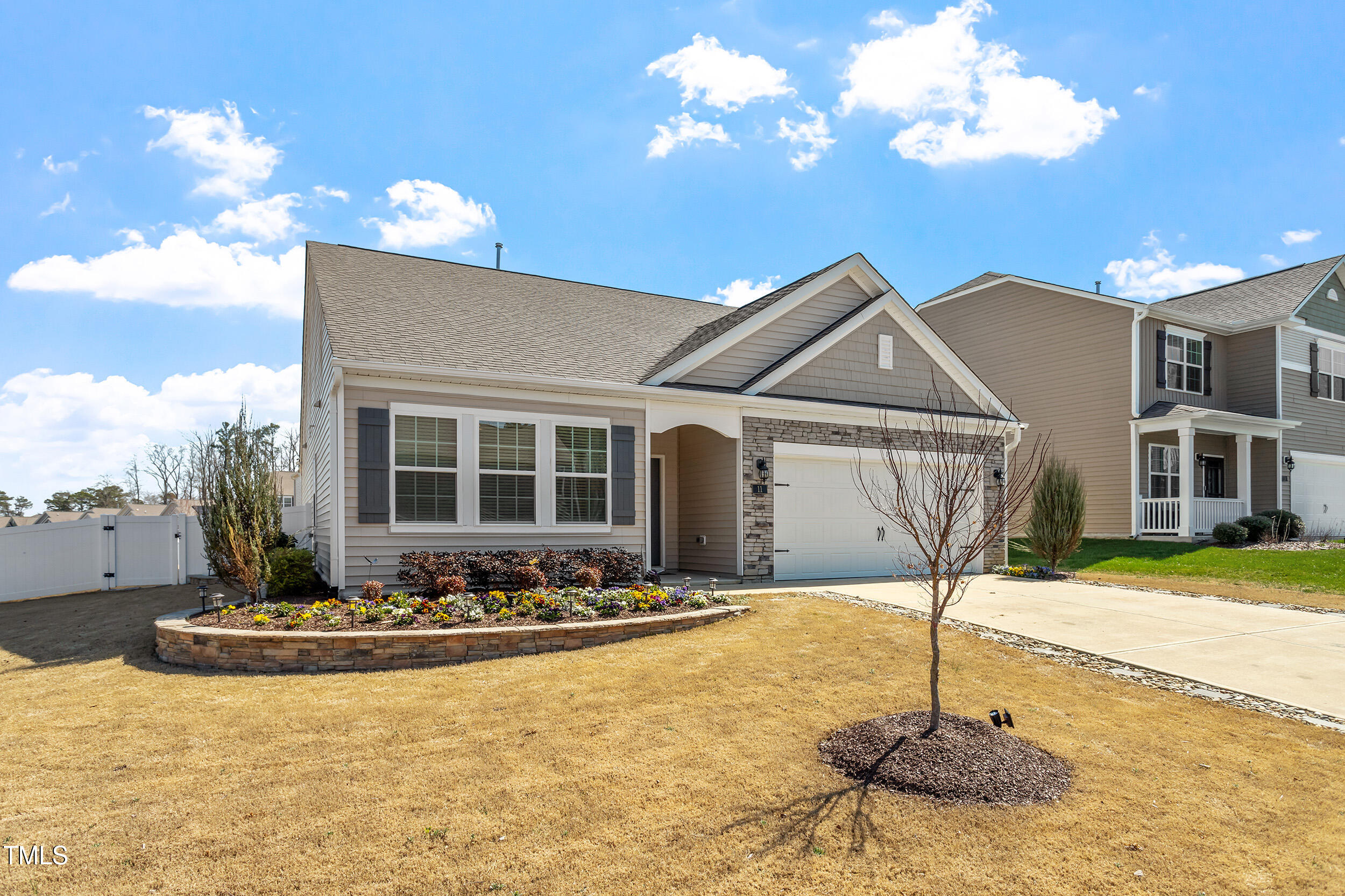 11 S Great White Way Clayton NC 27527
