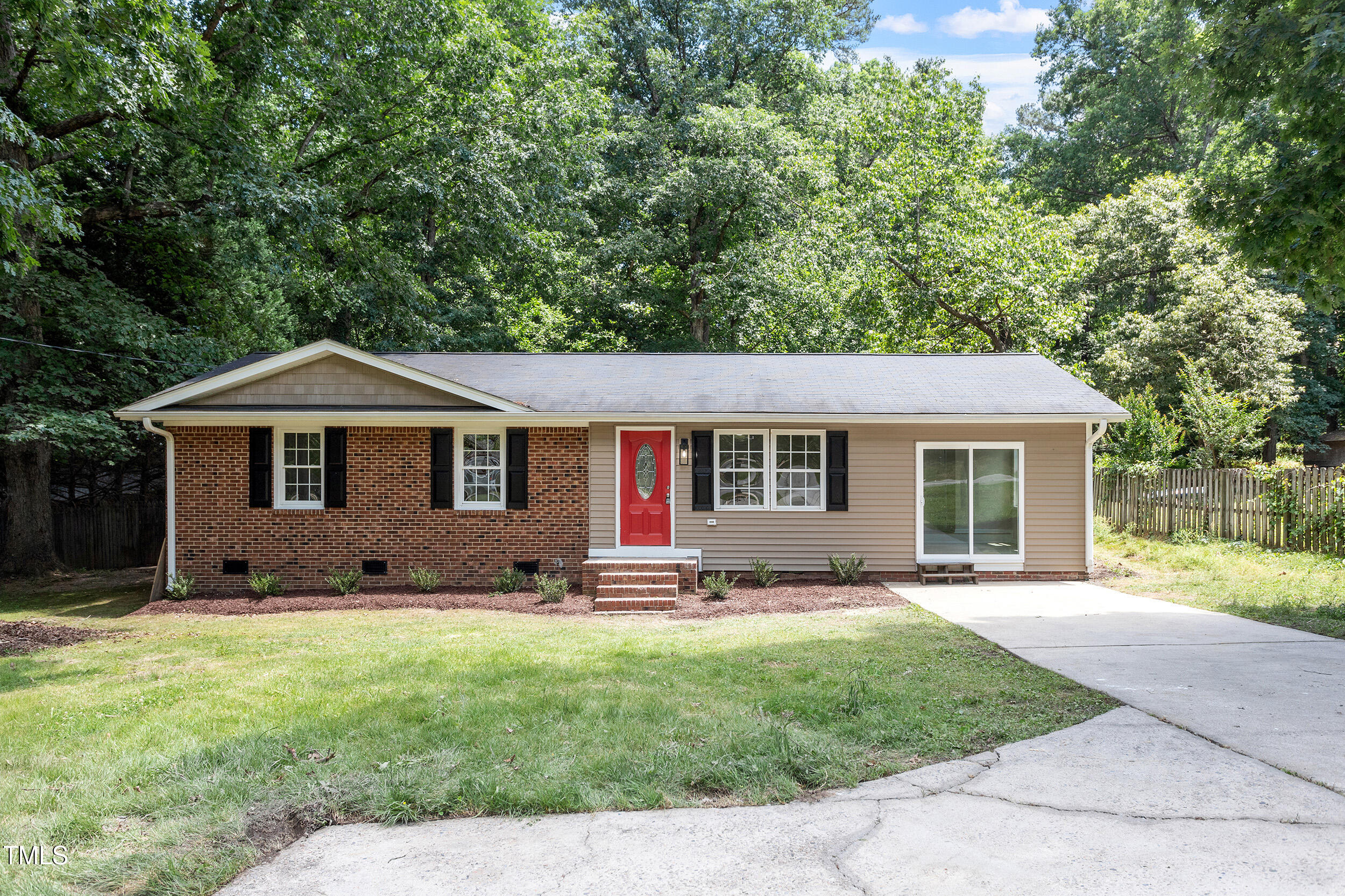 7216 Carlton Drive Raleigh NC 27616