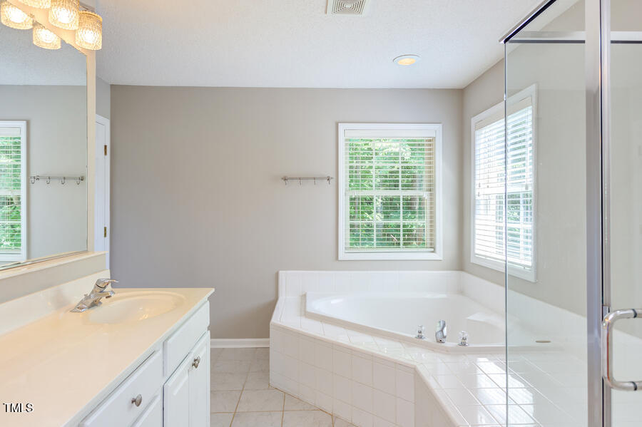 306 New Parkside Drive Chapel Hill NC 27516