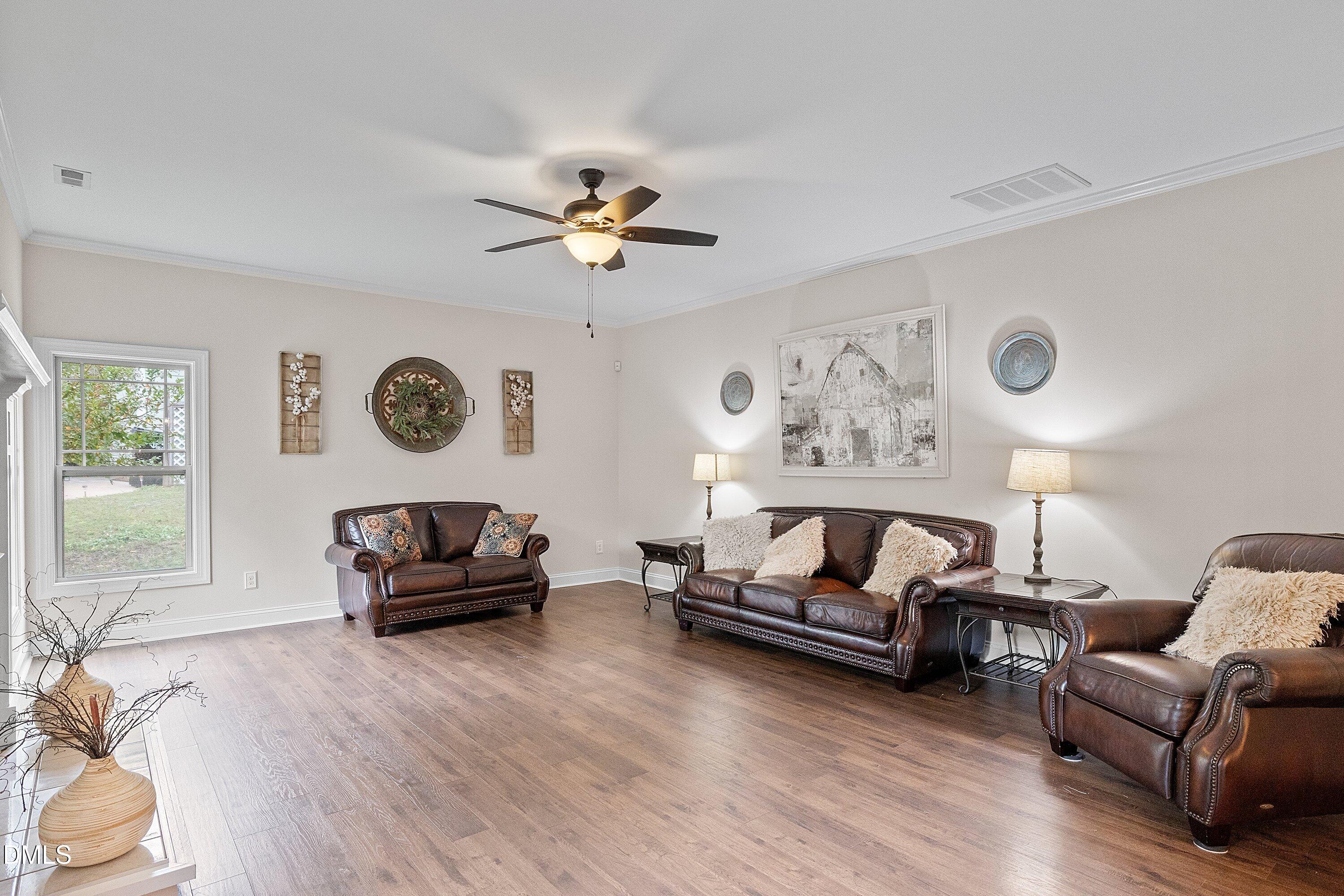 176 Northcliff Court Clayton NC 27527