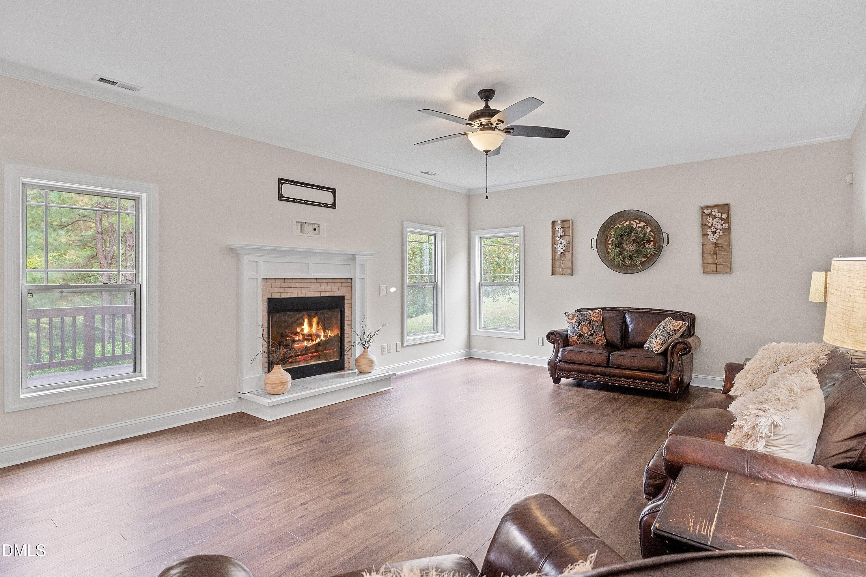 176 Northcliff Court Clayton NC 27527